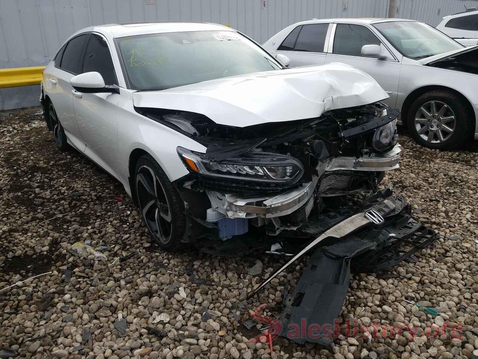 1HGCV2F3XJA045570 2018 HONDA ACCORD