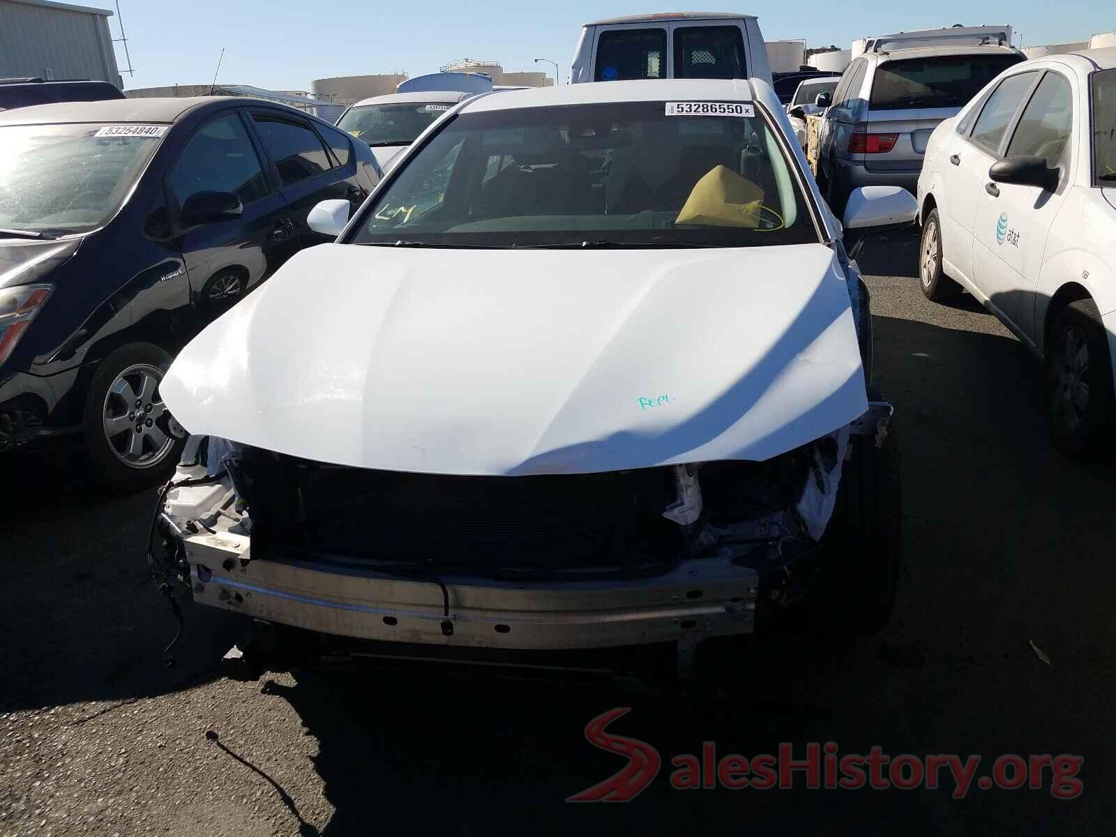 4T1B11HK8JU639878 2018 TOYOTA CAMRY