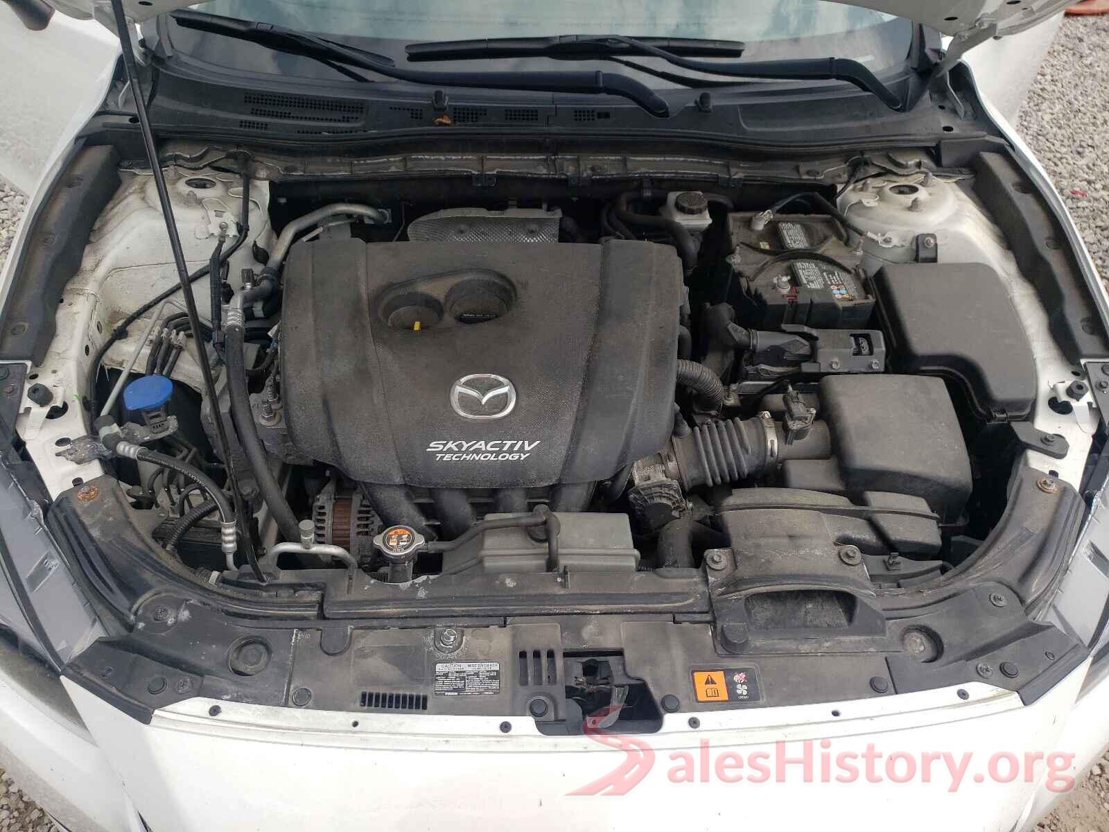 3MZBN1U76JM194794 2018 MAZDA 3