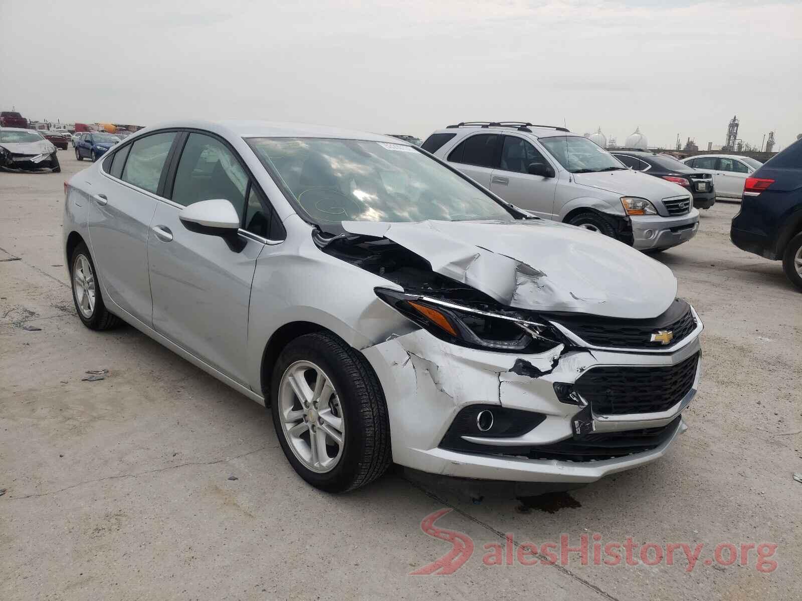 1G1BE5SM9J7232024 2018 CHEVROLET CRUZE