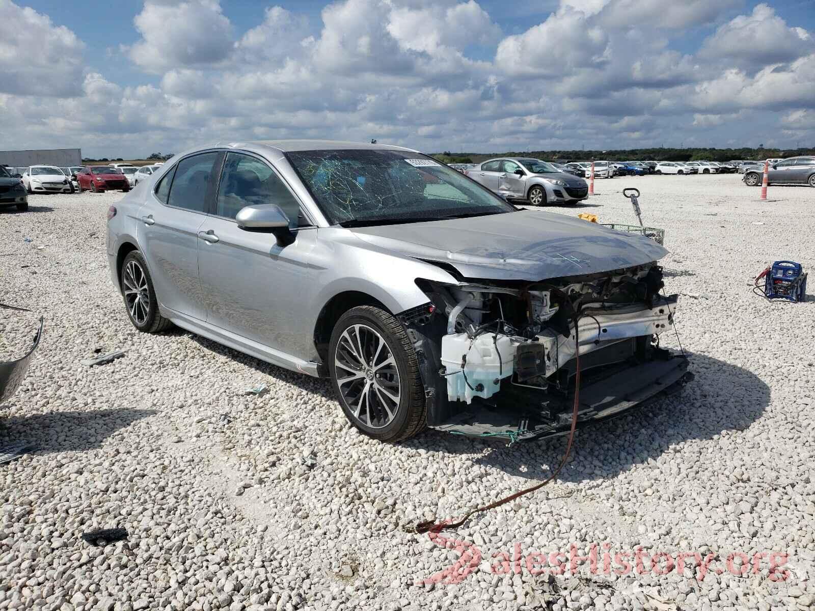 4T1B11HK5KU735887 2019 TOYOTA CAMRY