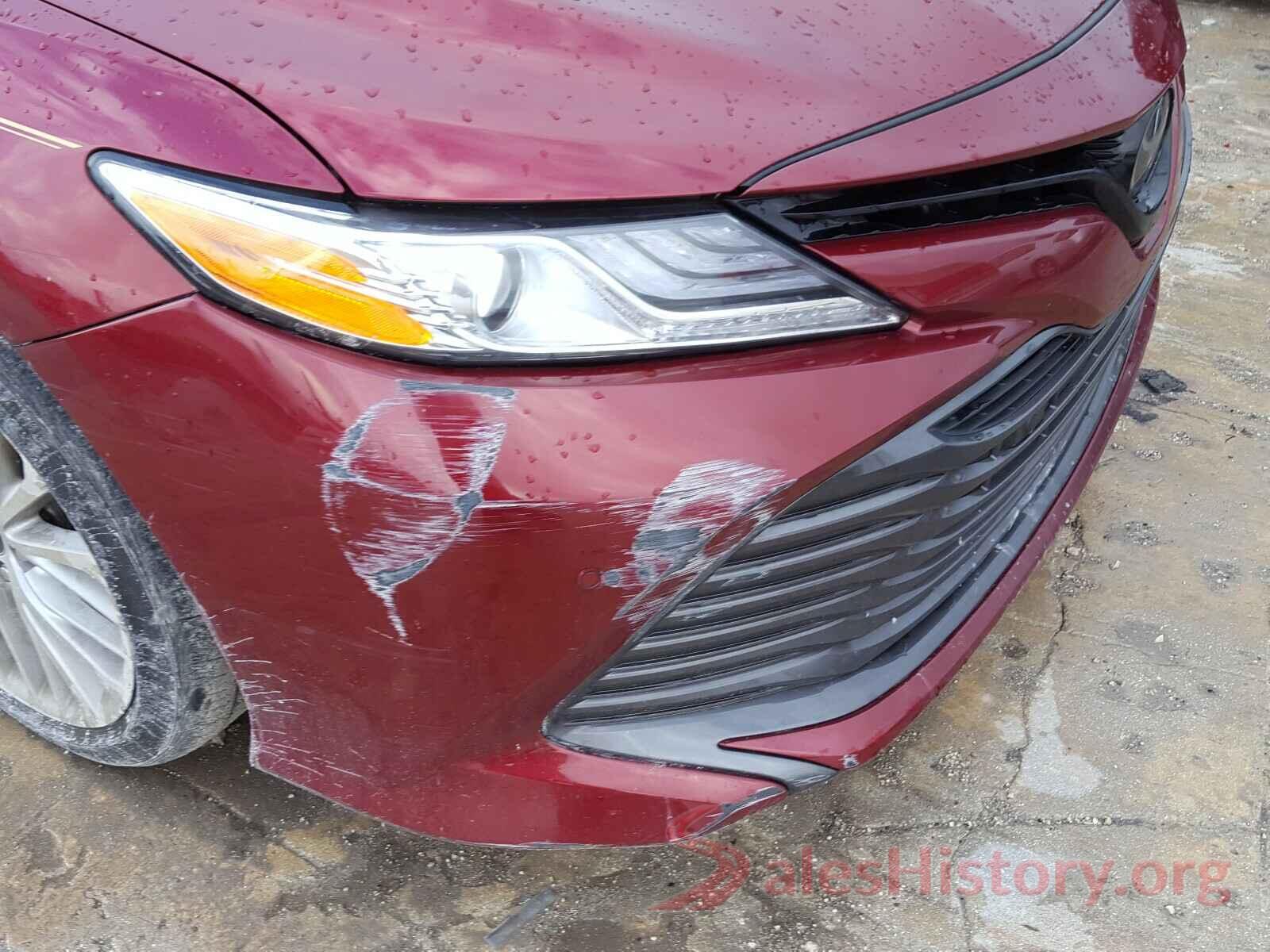 4T1B11HK8JU613863 2018 TOYOTA CAMRY