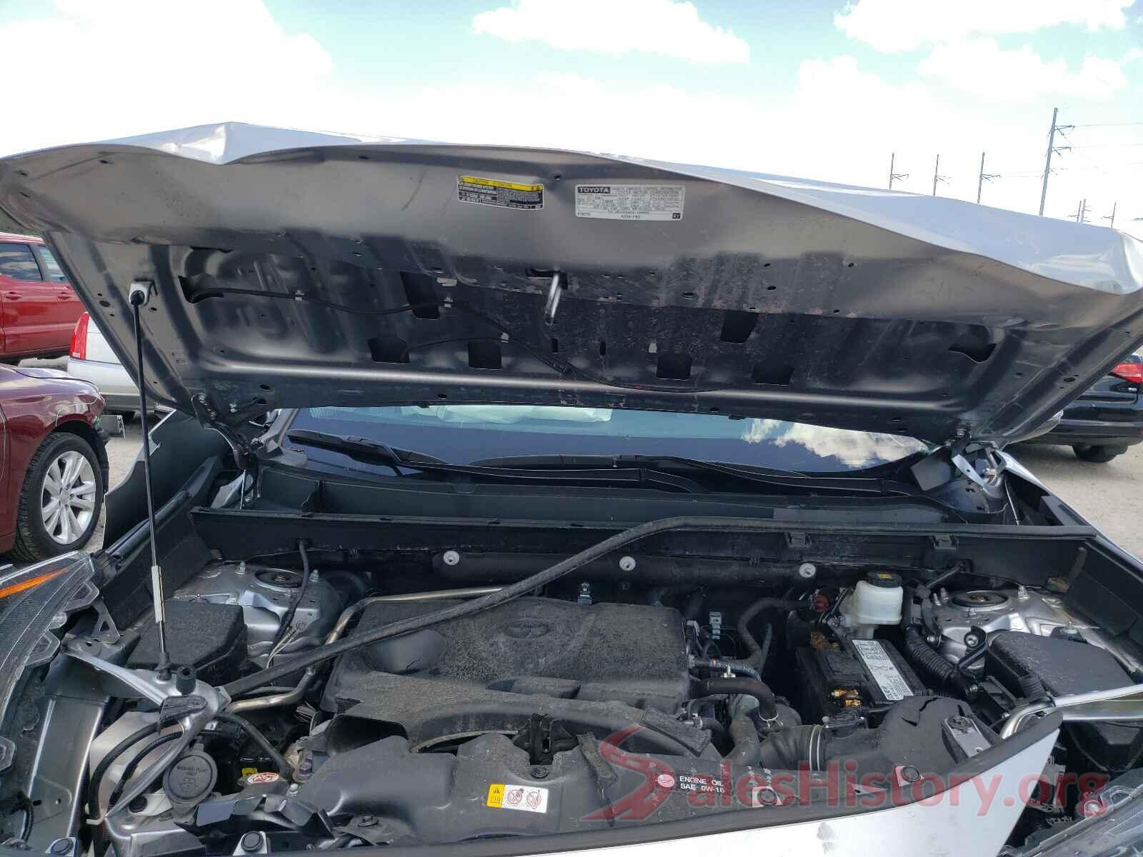 2T3C1RFV4KC015330 2019 TOYOTA RAV4