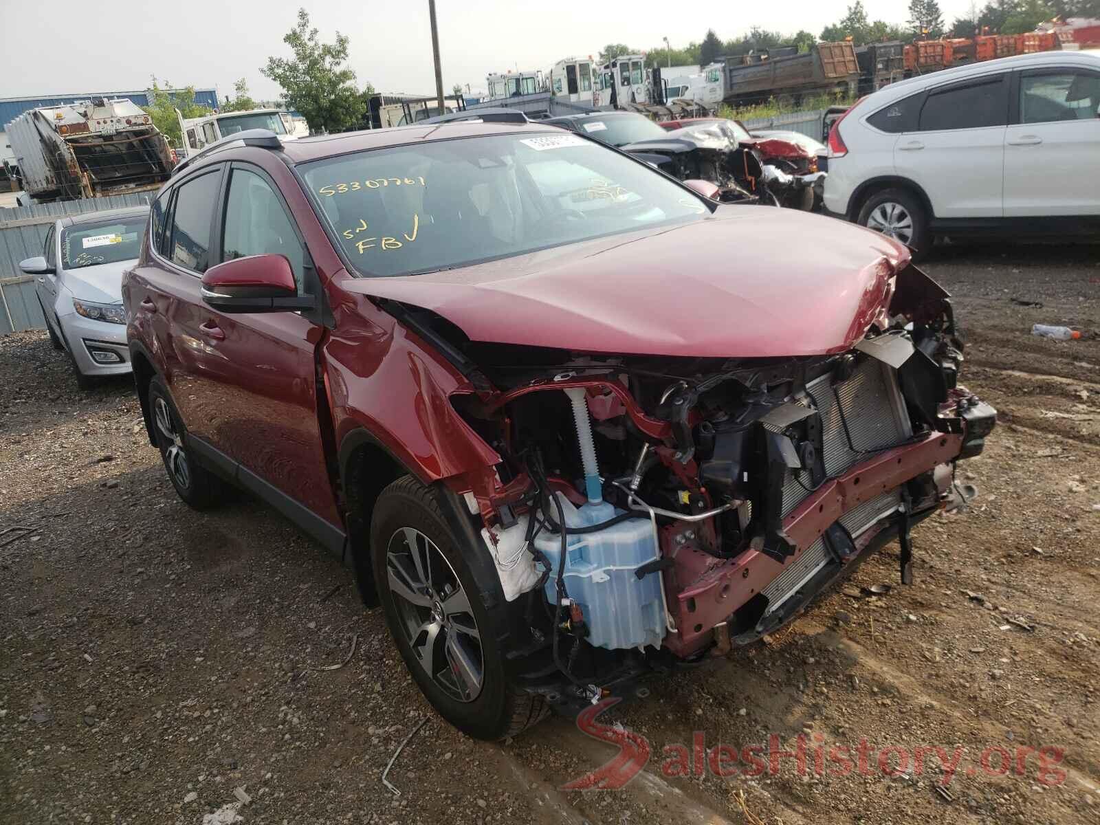 2T3RFREV0JW768685 2018 TOYOTA RAV4