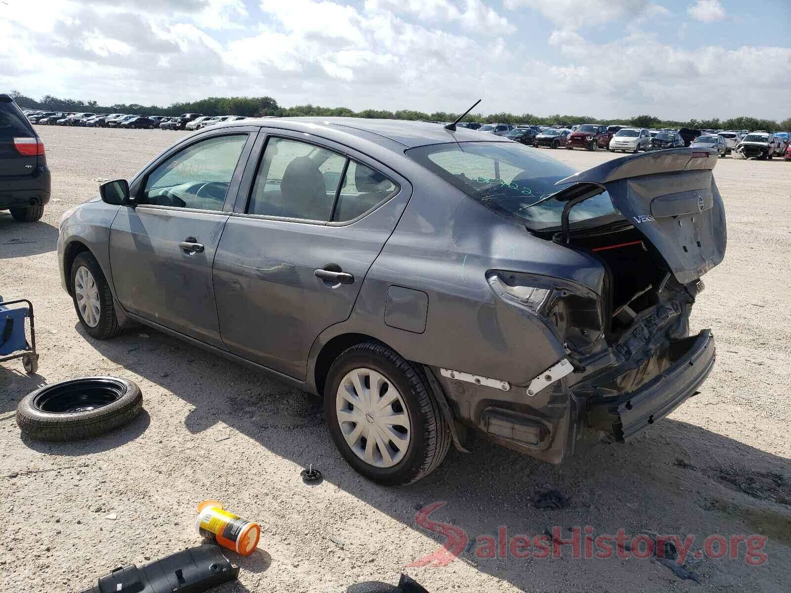 3N1CN7AP3KL820262 2019 NISSAN VERSA