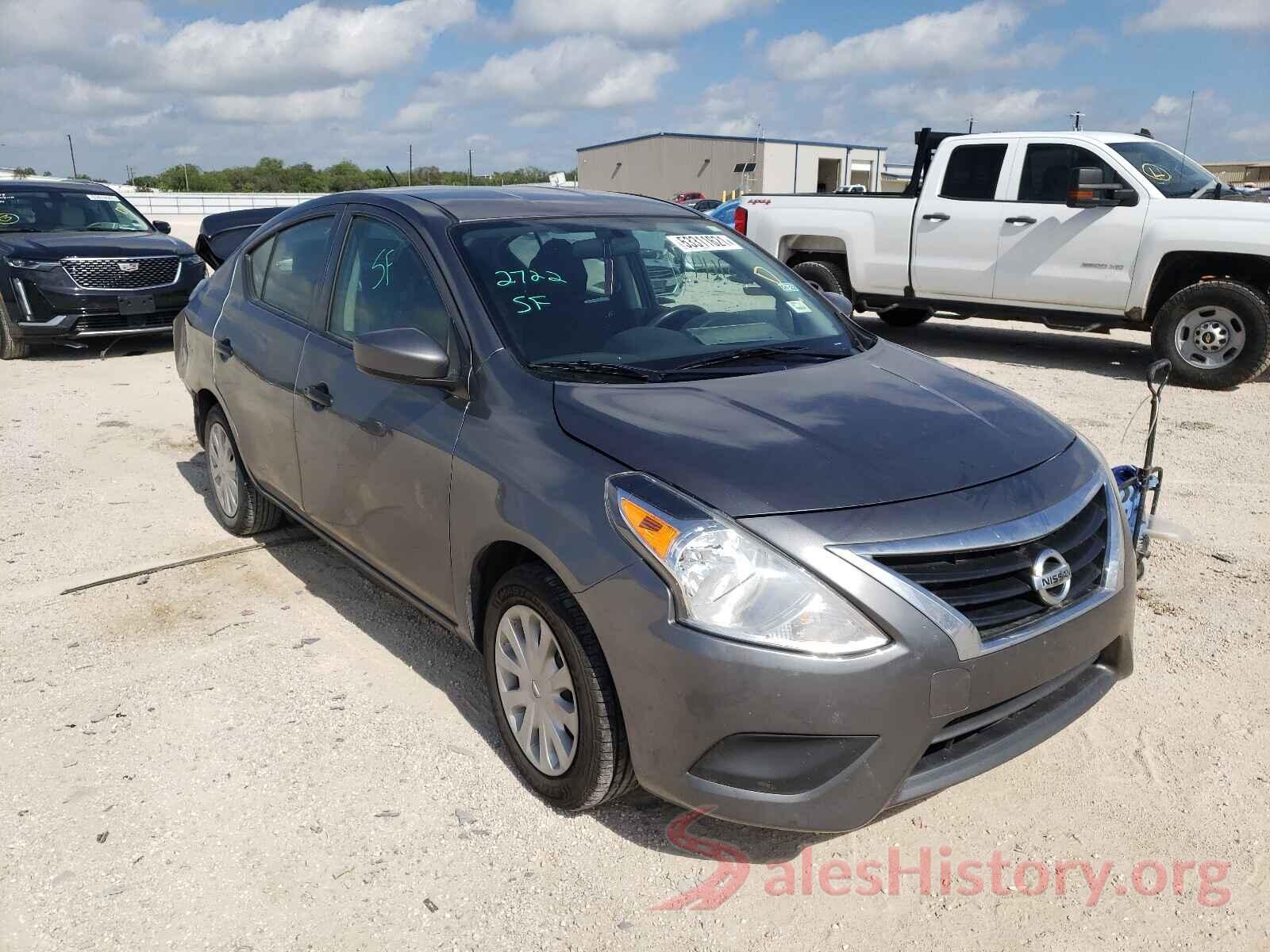 3N1CN7AP3KL820262 2019 NISSAN VERSA