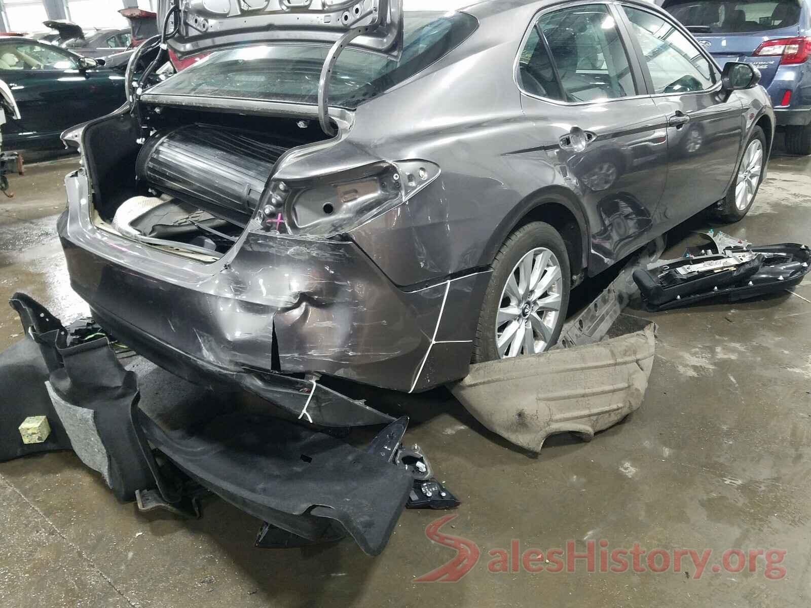 4T1B11HK6JU654525 2018 TOYOTA CAMRY