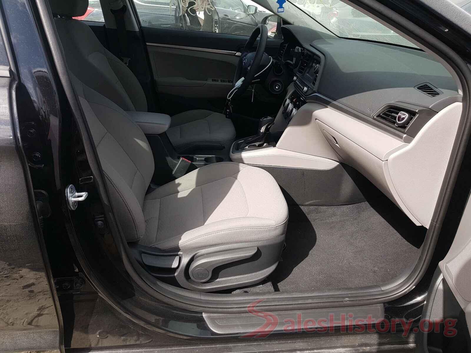 5NPD74LF2KH458150 2019 HYUNDAI ELANTRA