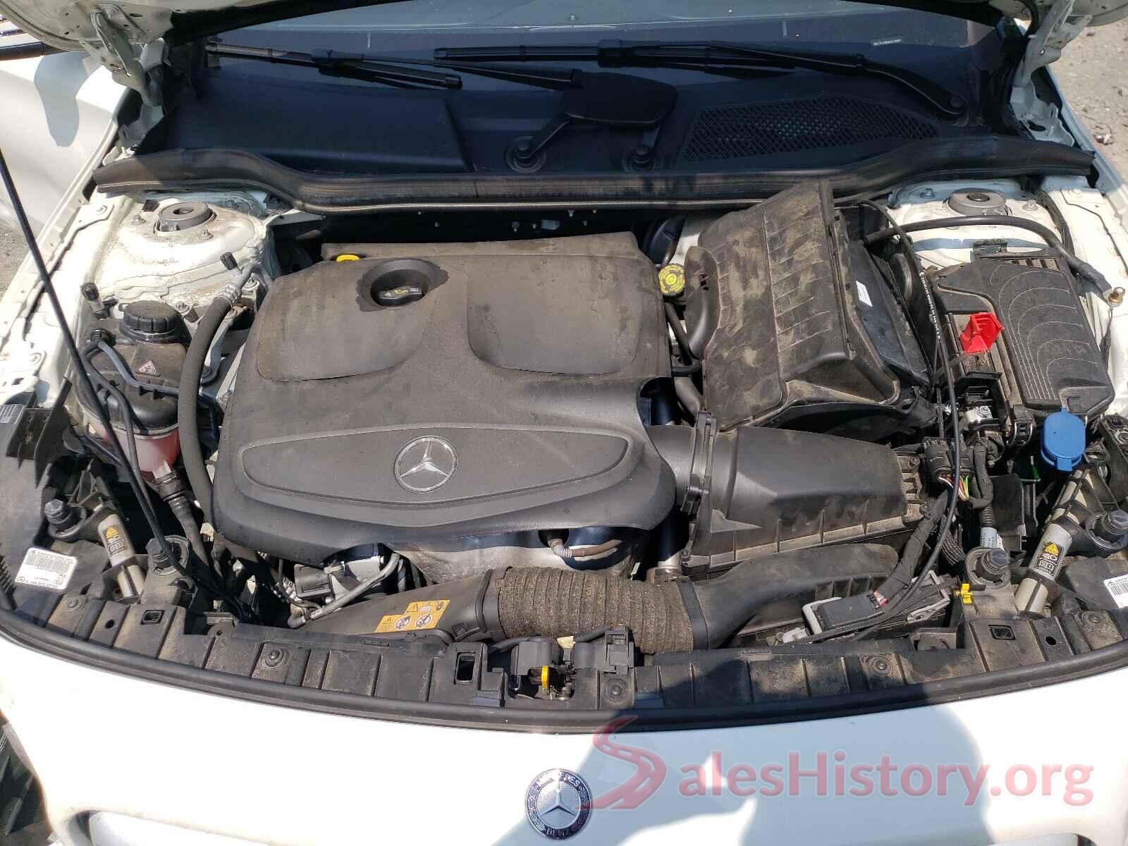 WDCTG4GB8HJ318889 2017 MERCEDES-BENZ GLA-CLASS