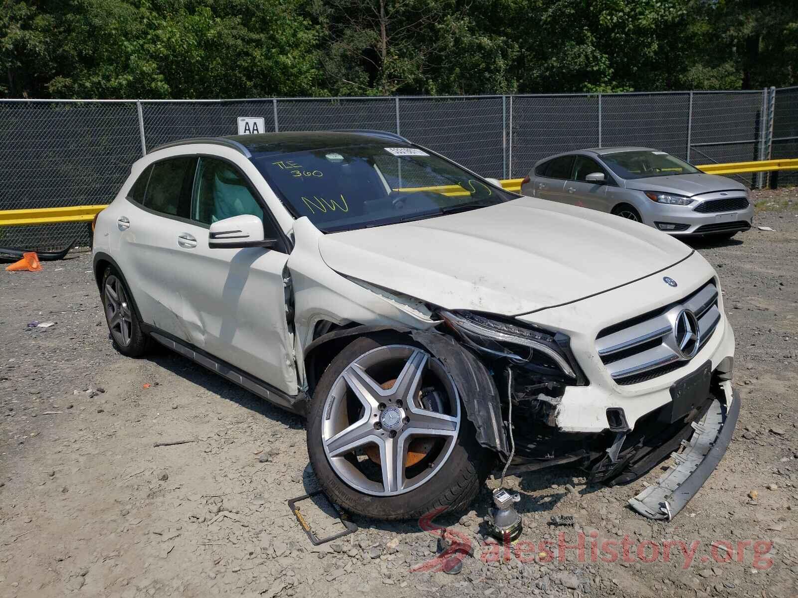 WDCTG4GB8HJ318889 2017 MERCEDES-BENZ GLA-CLASS