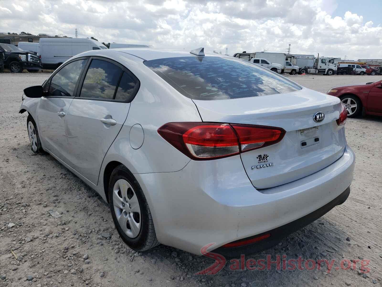 3KPFL4A73JE235361 2018 KIA FORTE