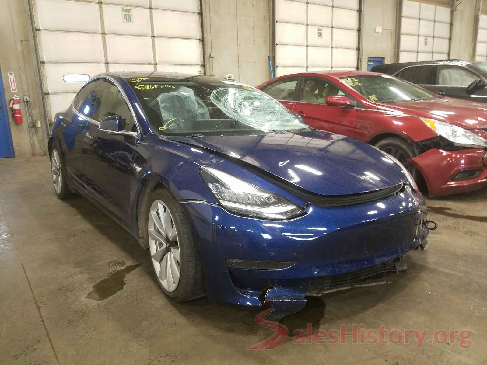 5YJ3E1EB4JF088519 2018 TESLA MODEL 3