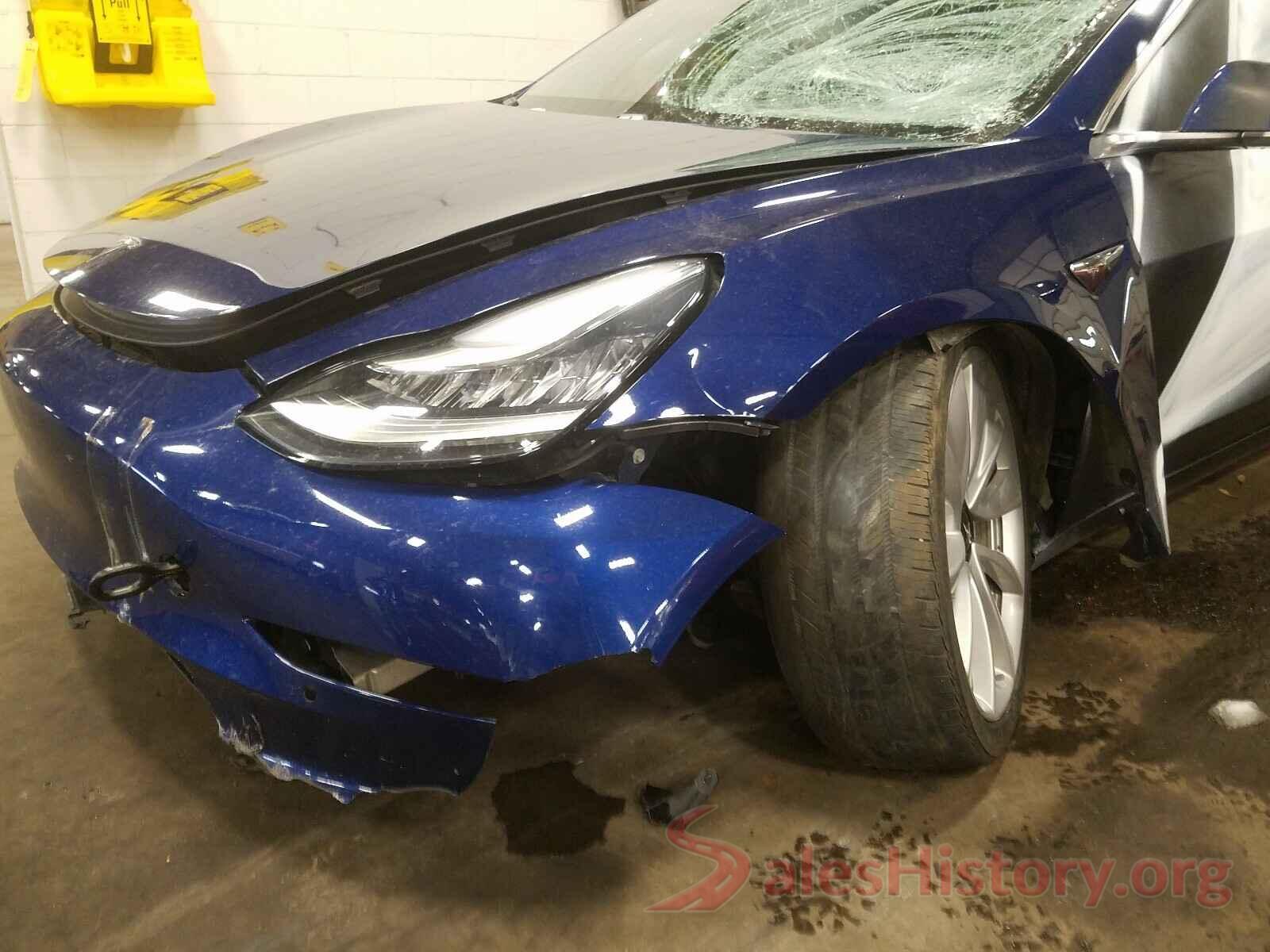 5YJ3E1EB4JF088519 2018 TESLA MODEL 3