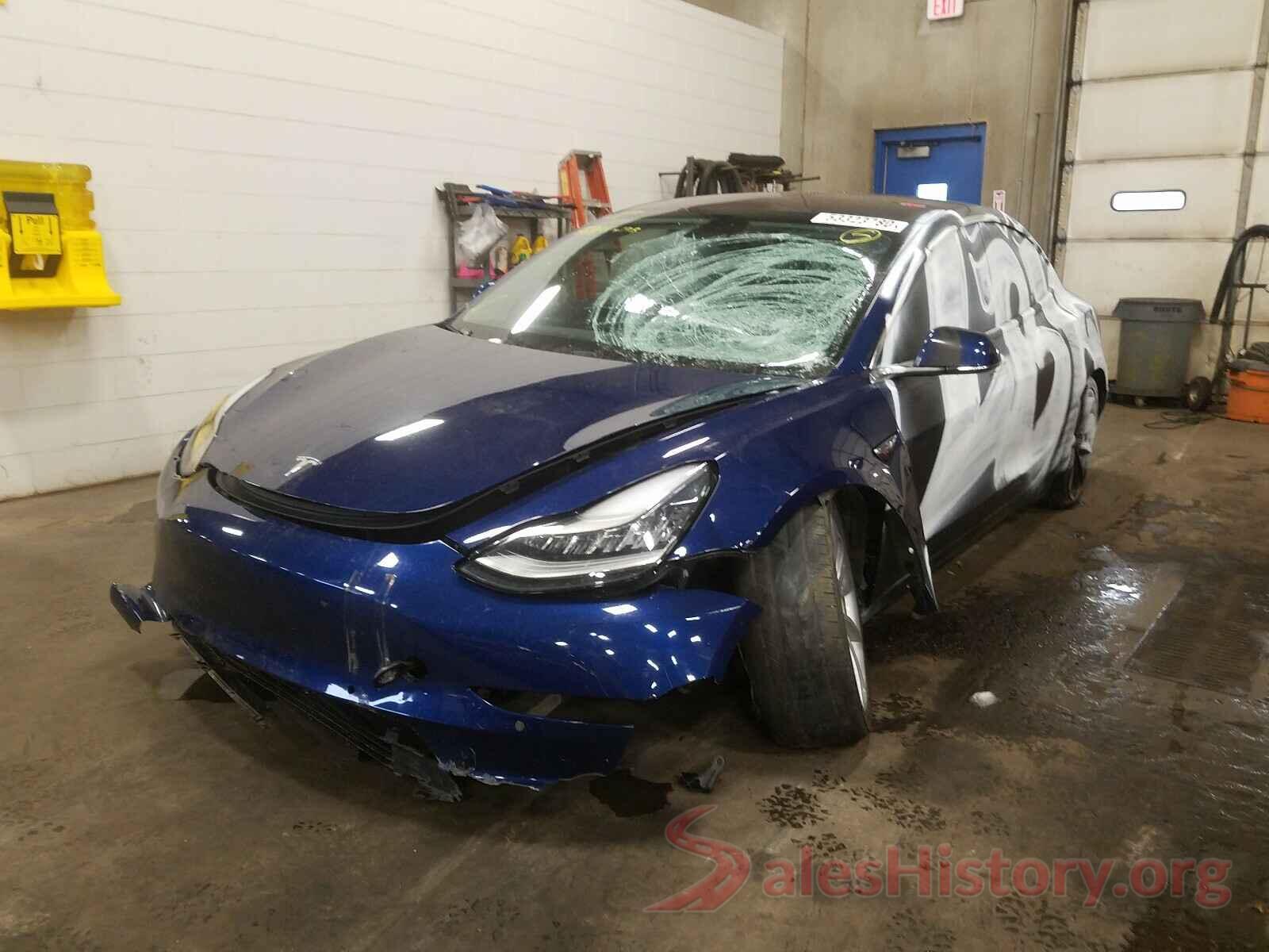 5YJ3E1EB4JF088519 2018 TESLA MODEL 3