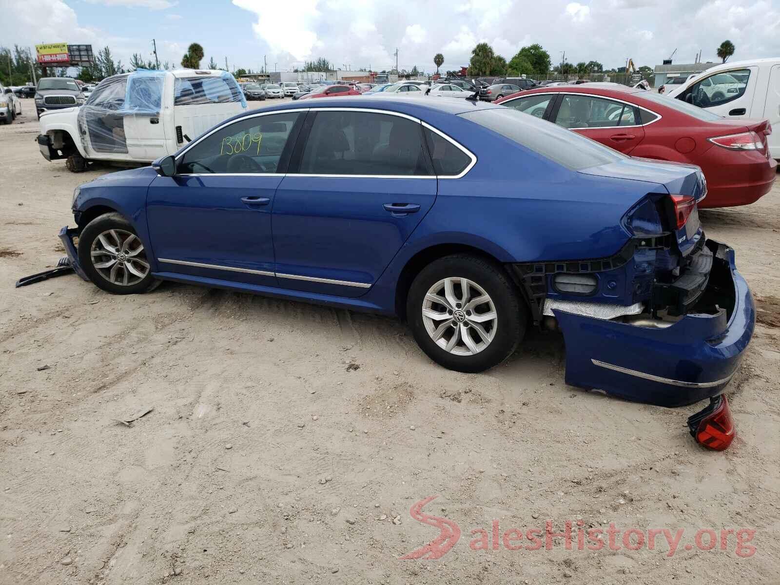 1VWAT7A38HC002423 2017 VOLKSWAGEN PASSAT