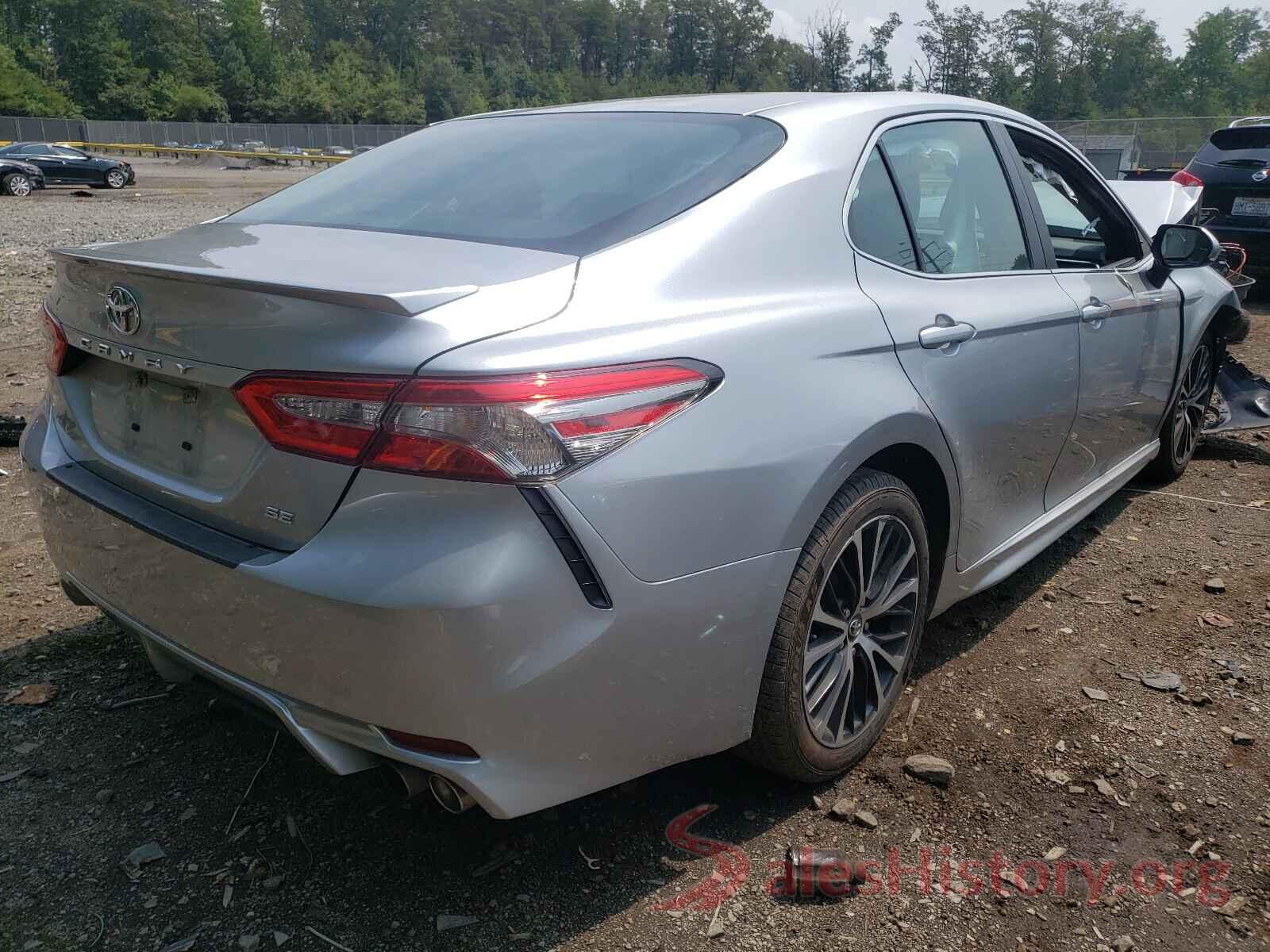 4T1B11HK7JU628872 2018 TOYOTA CAMRY