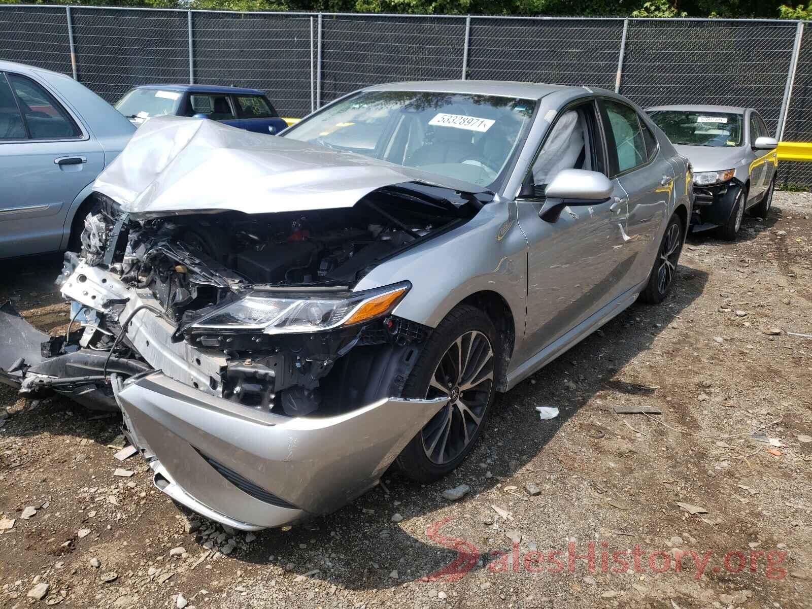 4T1B11HK7JU628872 2018 TOYOTA CAMRY