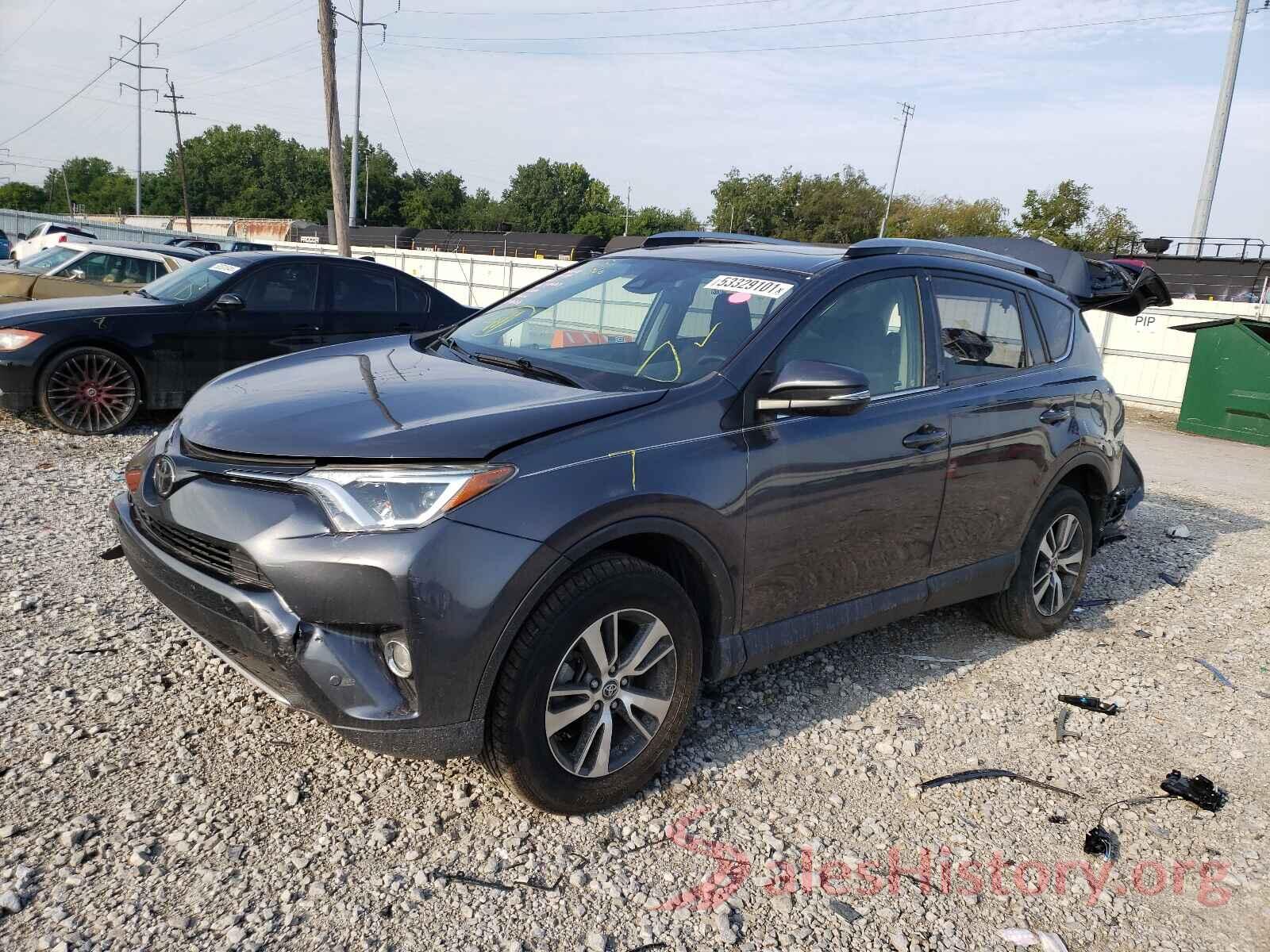 JTMWFREV6HD092995 2017 TOYOTA RAV4