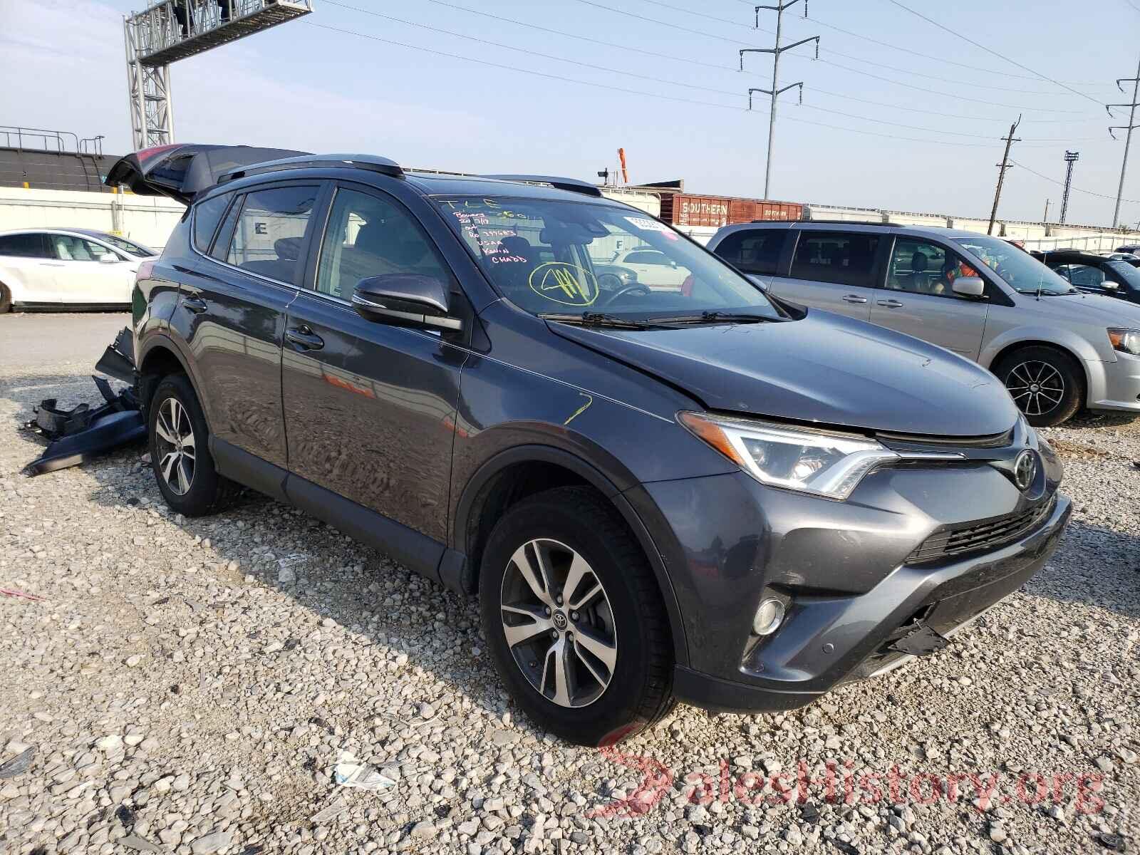 JTMWFREV6HD092995 2017 TOYOTA RAV4