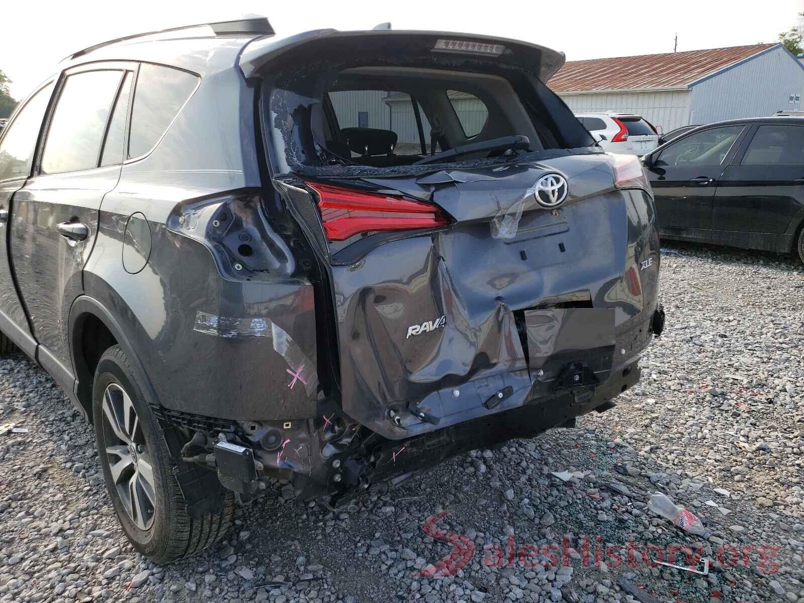 JTMWFREV6HD092995 2017 TOYOTA RAV4