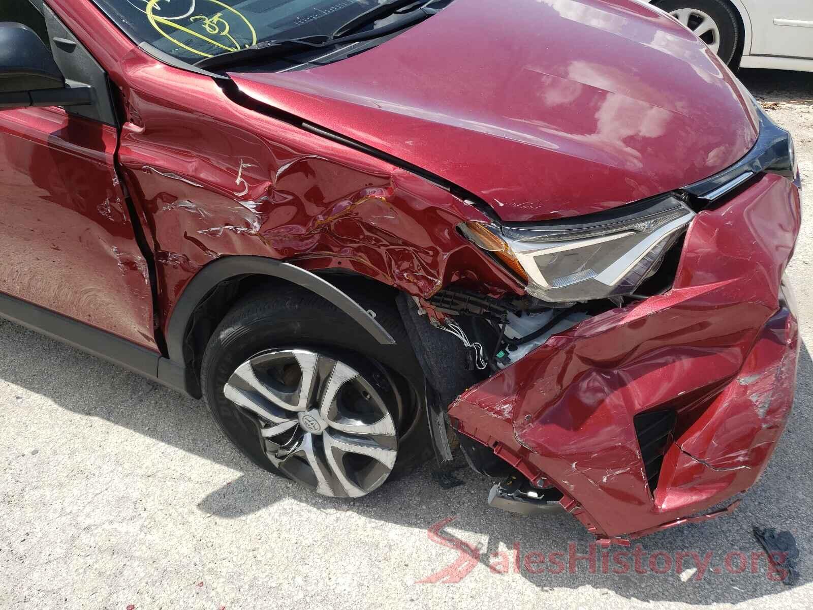 JTMZFREV9JD119562 2018 TOYOTA RAV4