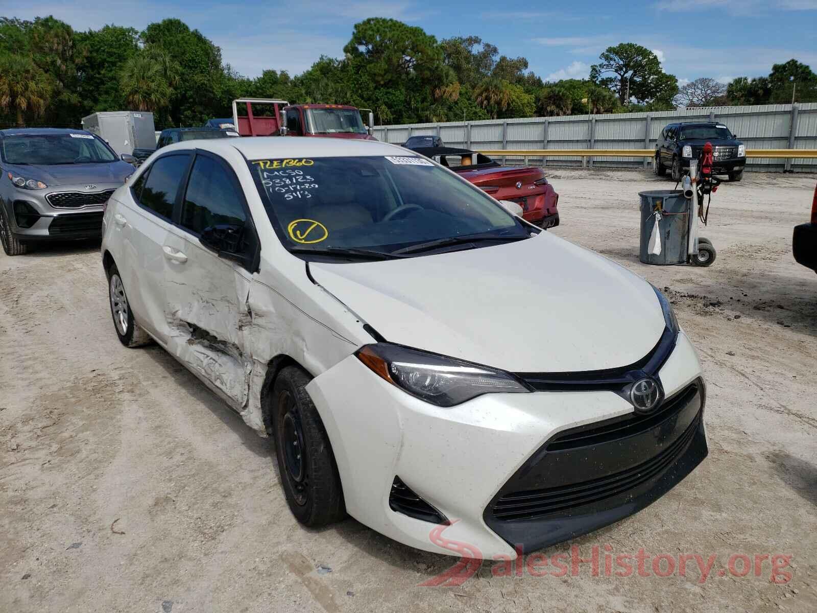 5YFBURHE5JP831325 2018 TOYOTA COROLLA