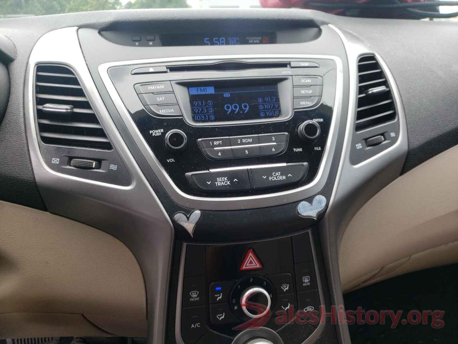 5NPDH4AE9GH747783 2016 HYUNDAI ELANTRA