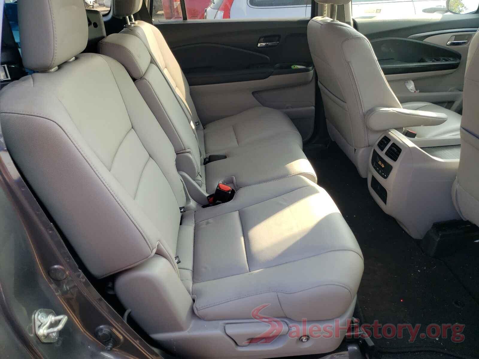 5FNYF6H6XJB048699 2018 HONDA PILOT