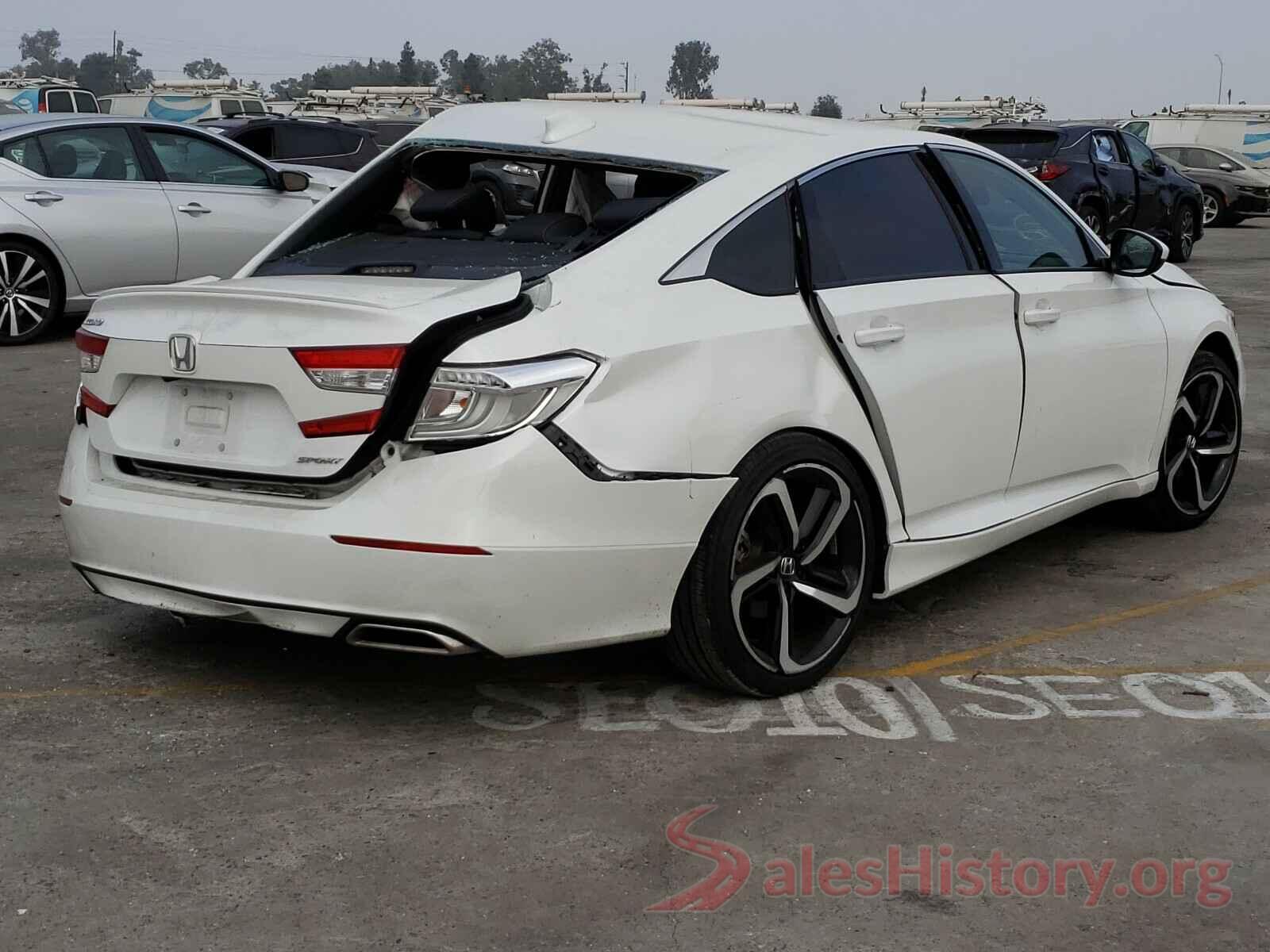 1HGCV1F33KA052355 2019 HONDA ACCORD