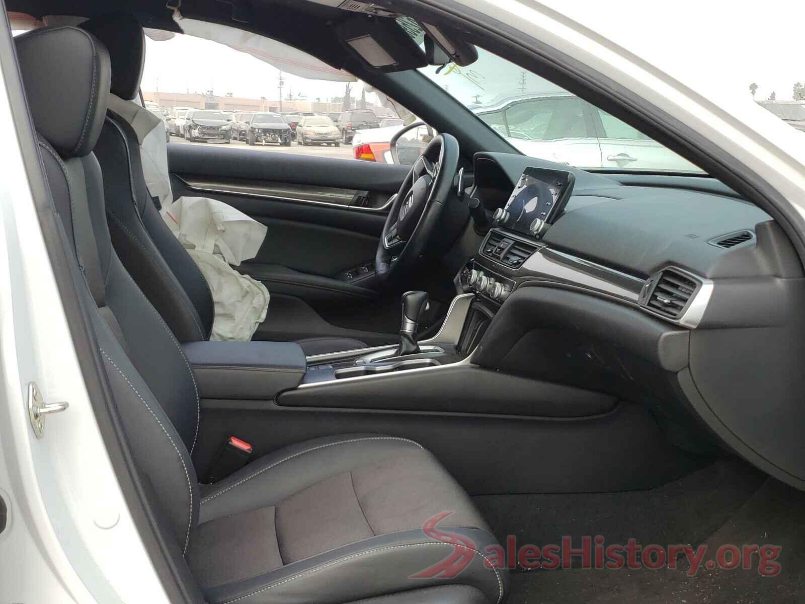 1HGCV1F33KA052355 2019 HONDA ACCORD