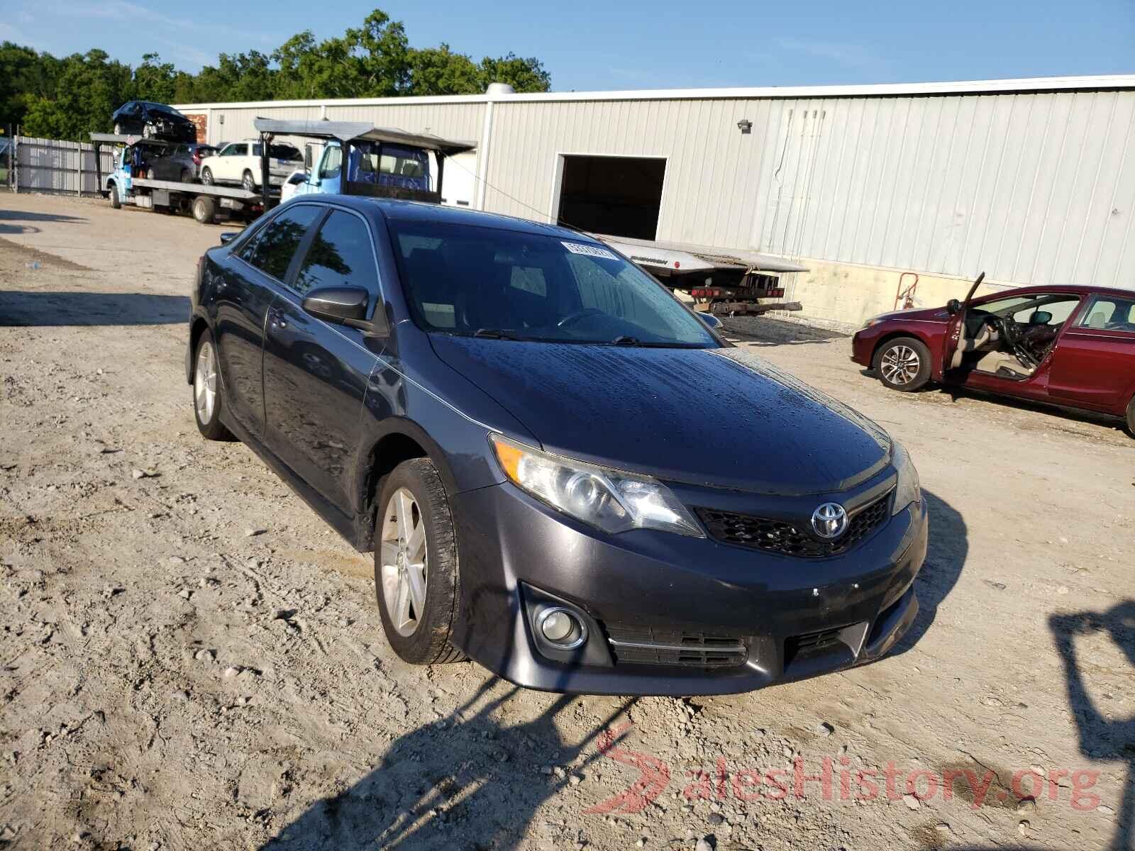 4T1BF1FK6DU208982 2013 TOYOTA CAMRY