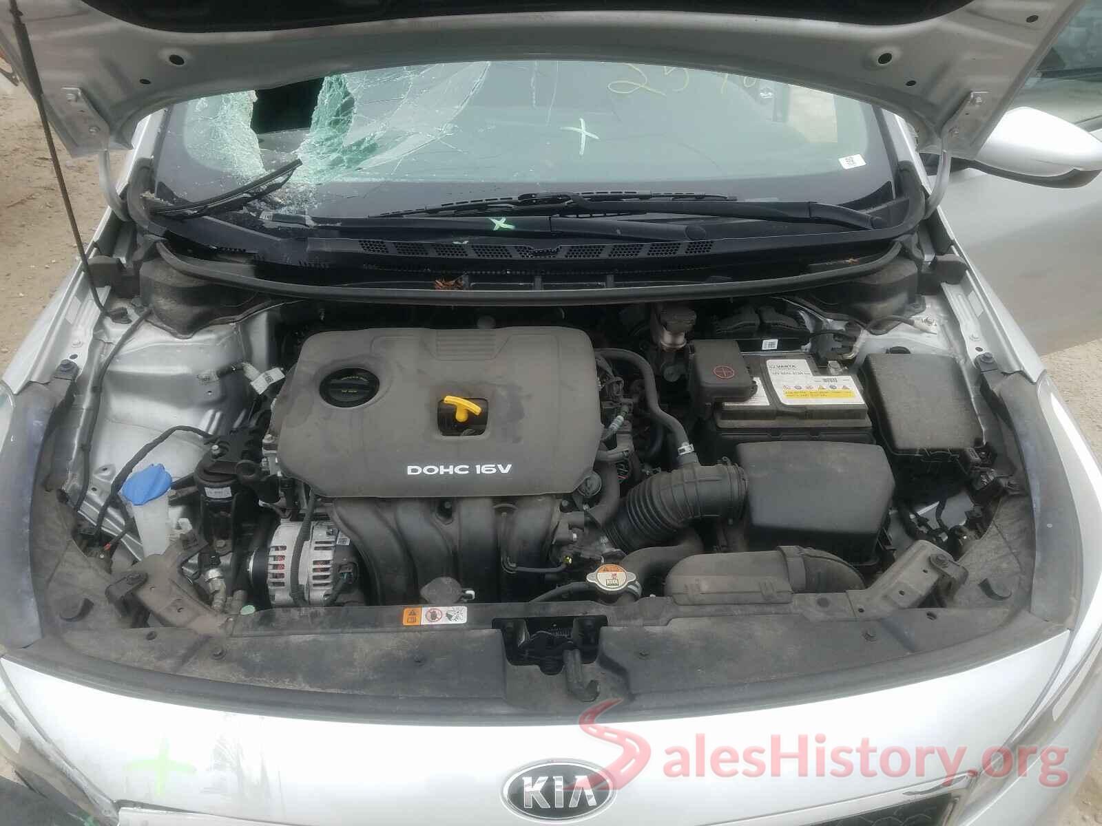 3KPFL4A71JE257262 2018 KIA FORTE