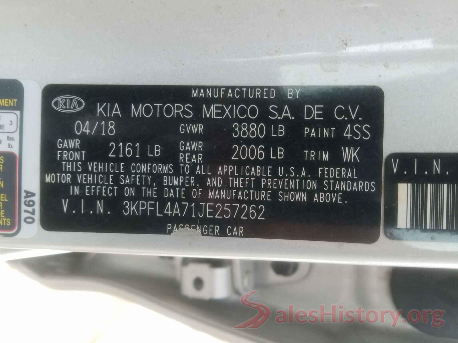 3KPFL4A71JE257262 2018 KIA FORTE