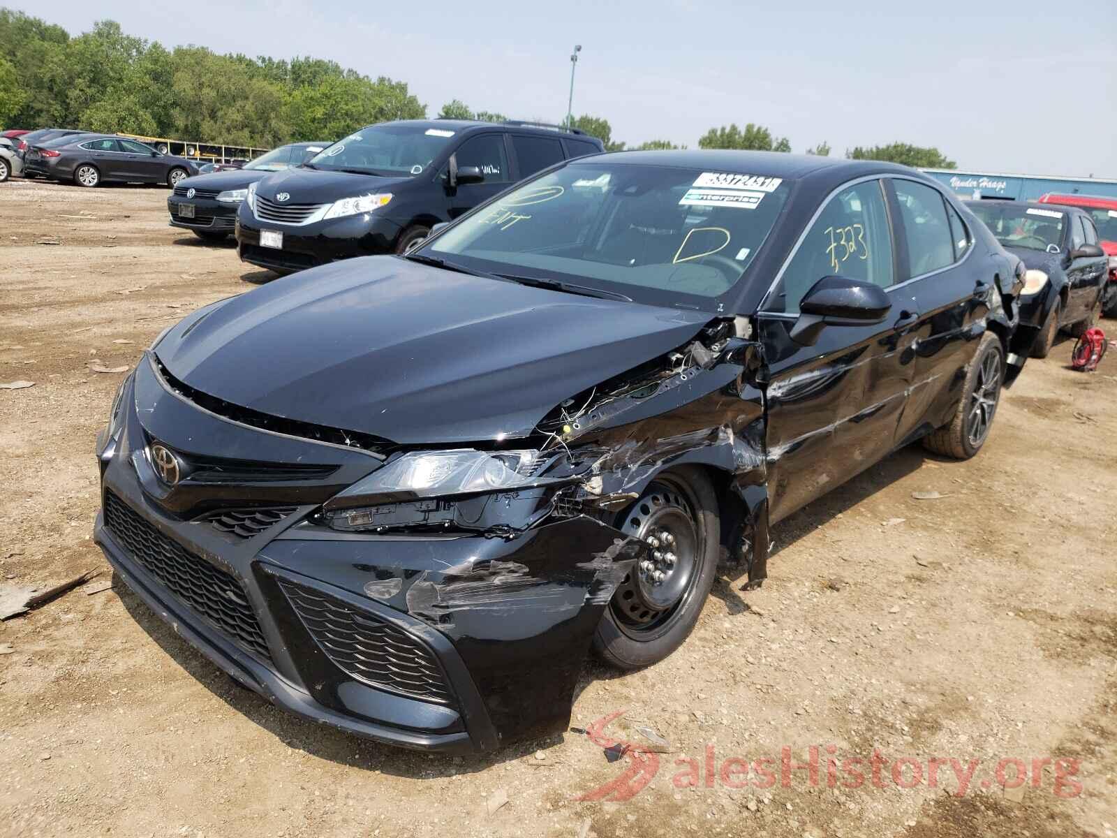 4T1G11AKXMU454266 2021 TOYOTA CAMRY