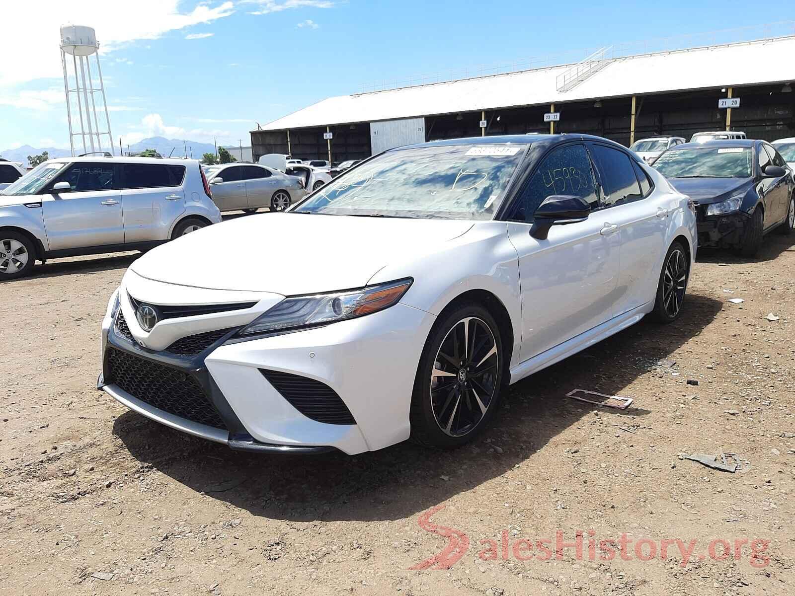 4T1B61HK1KU220466 2019 TOYOTA CAMRY