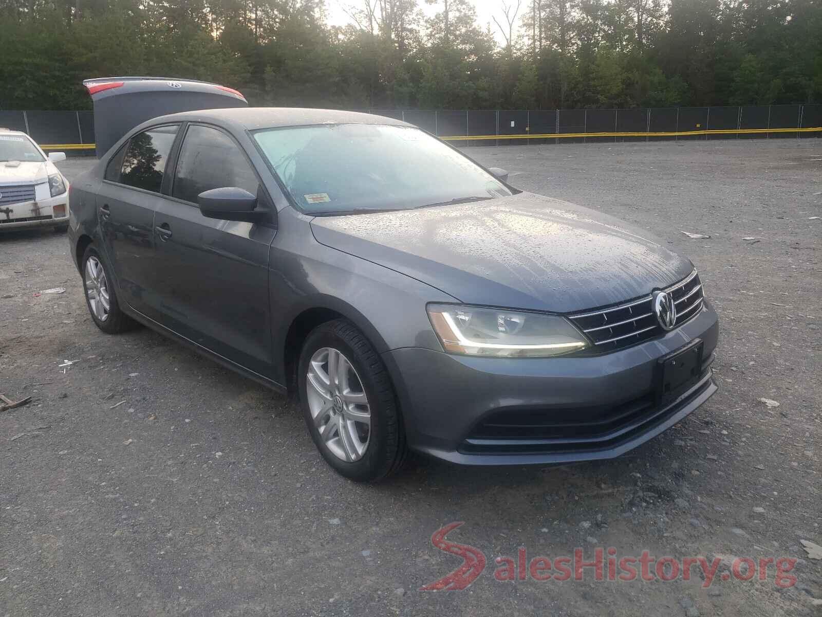 3VW2B7AJ2JM228077 2018 VOLKSWAGEN JETTA