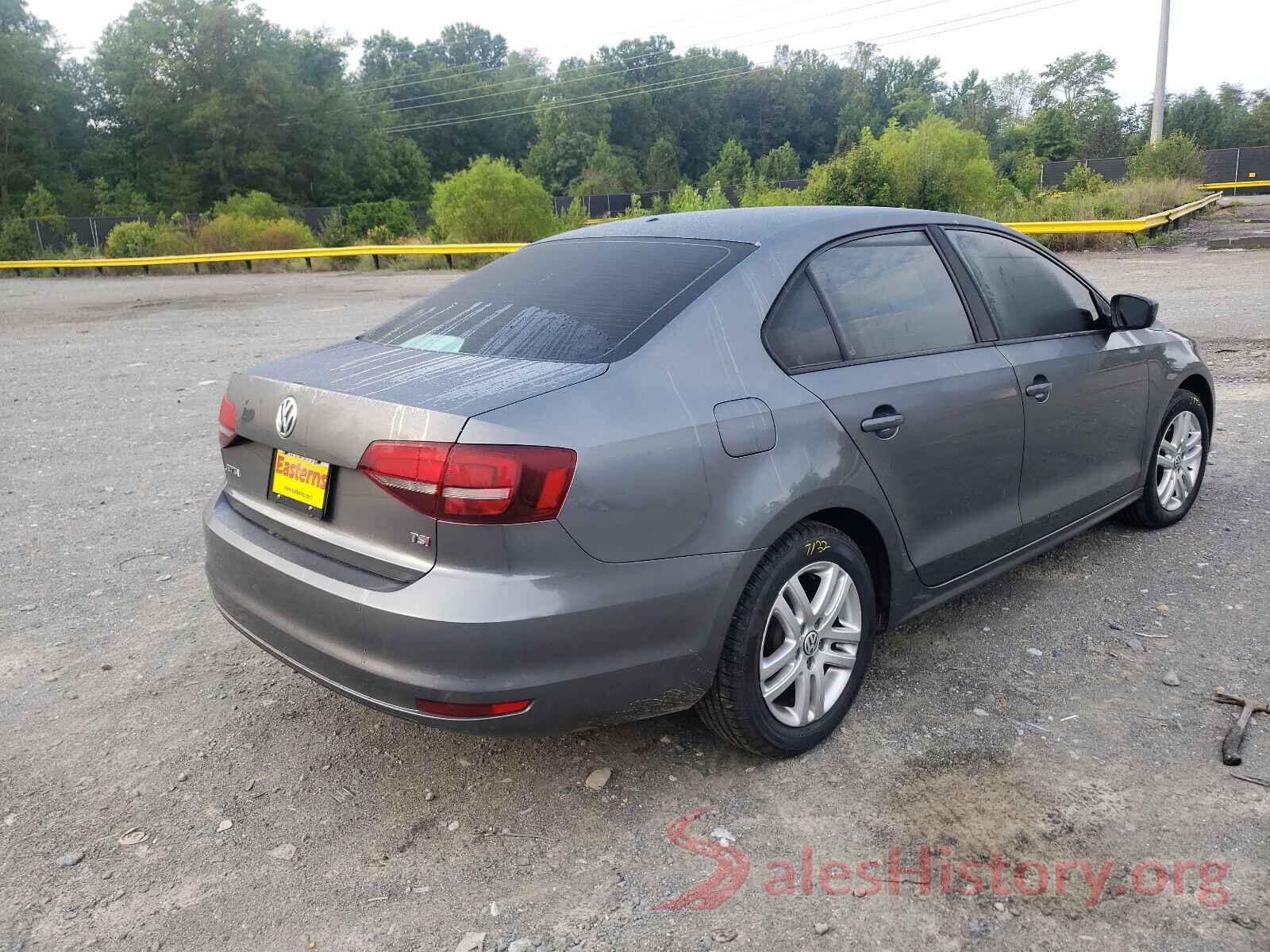 3VW2B7AJ2JM228077 2018 VOLKSWAGEN JETTA