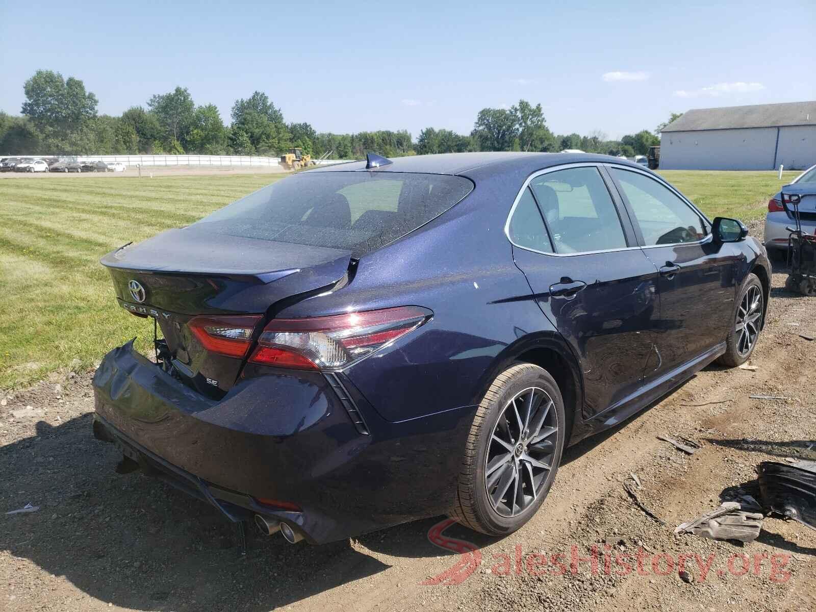 4T1G11AK6MU513927 2021 TOYOTA CAMRY