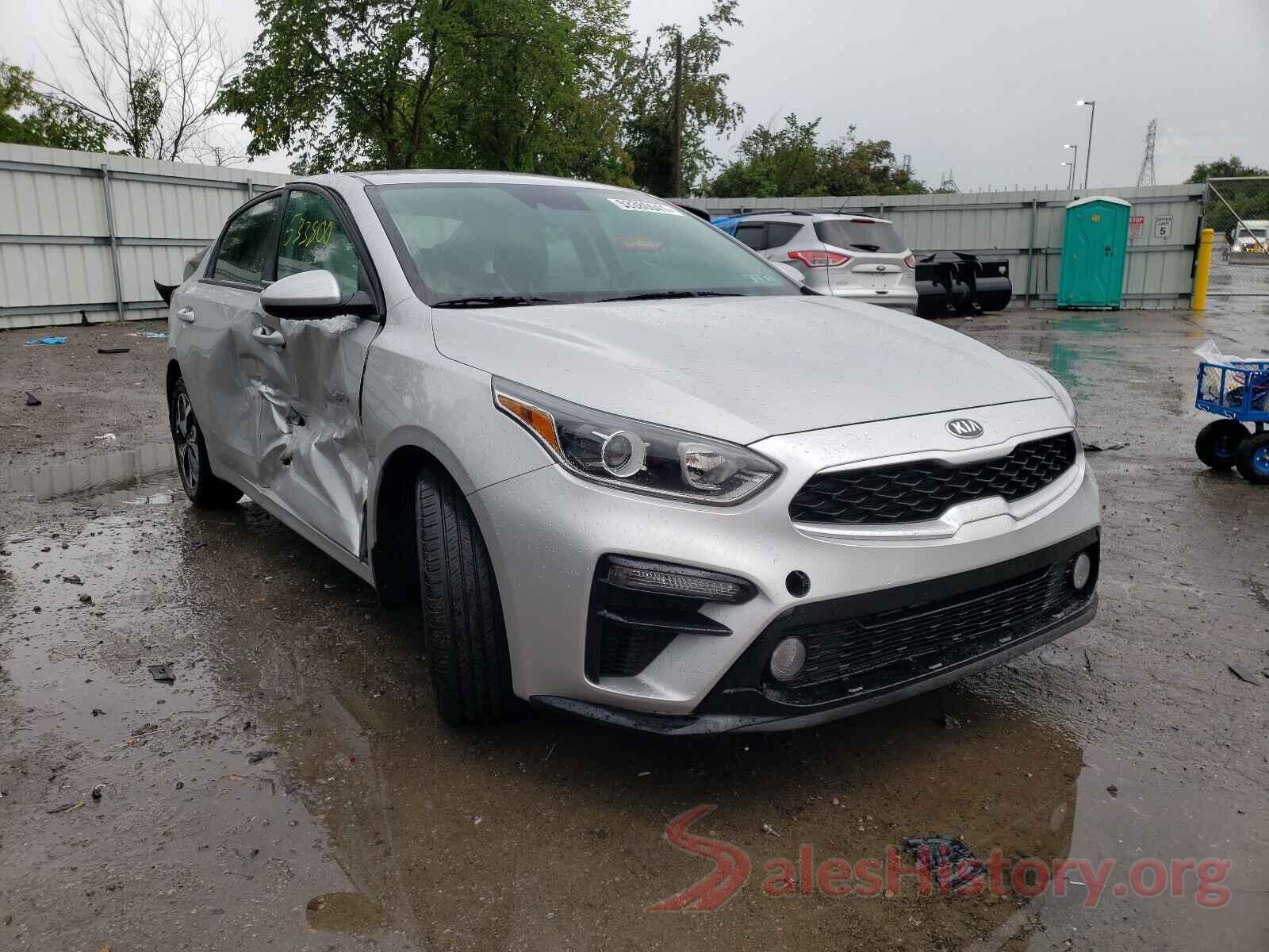 3KPF24AD4KE124358 2019 KIA FORTE