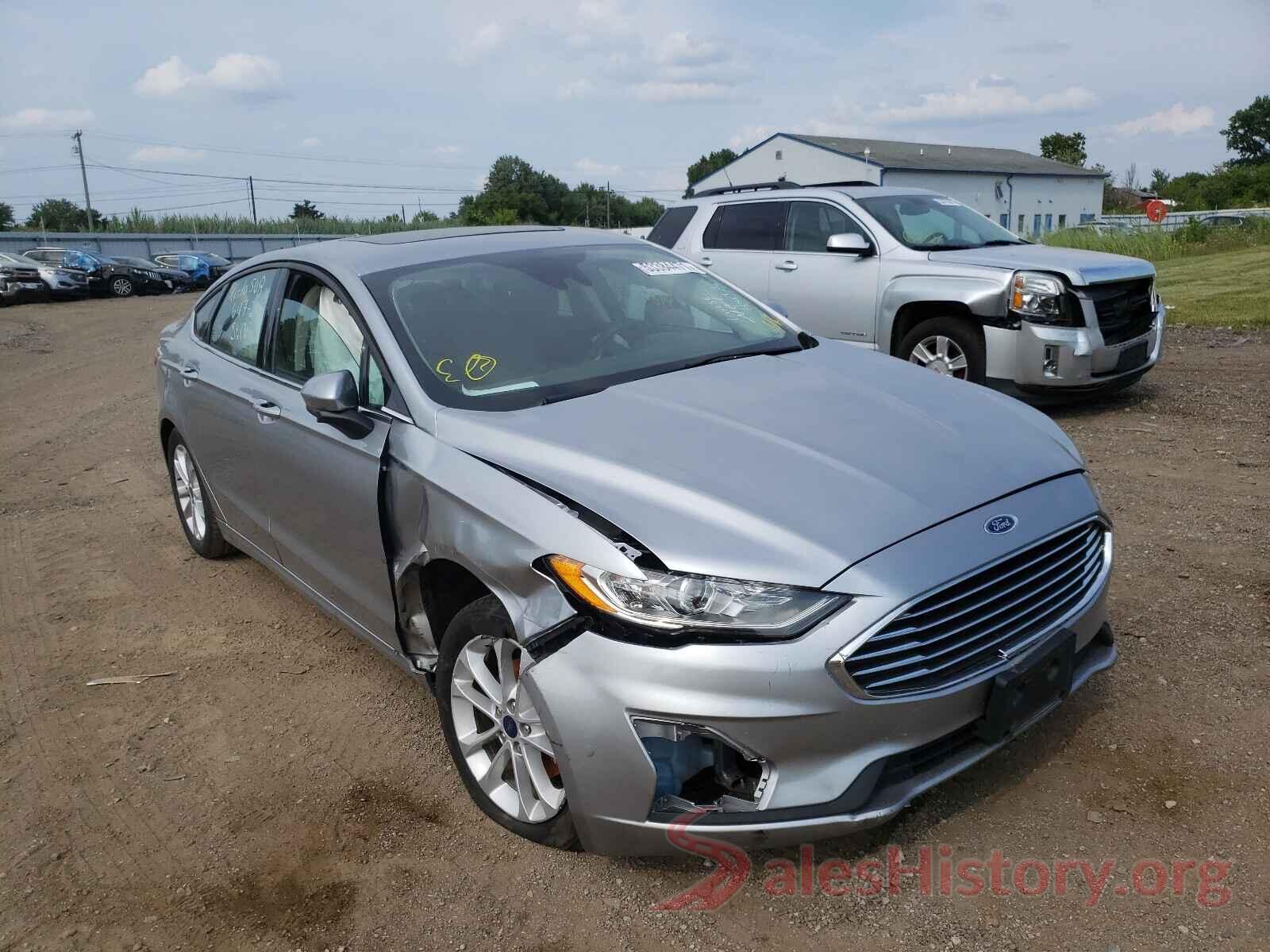 3FA6P0HDXLR135915 2020 FORD FUSION