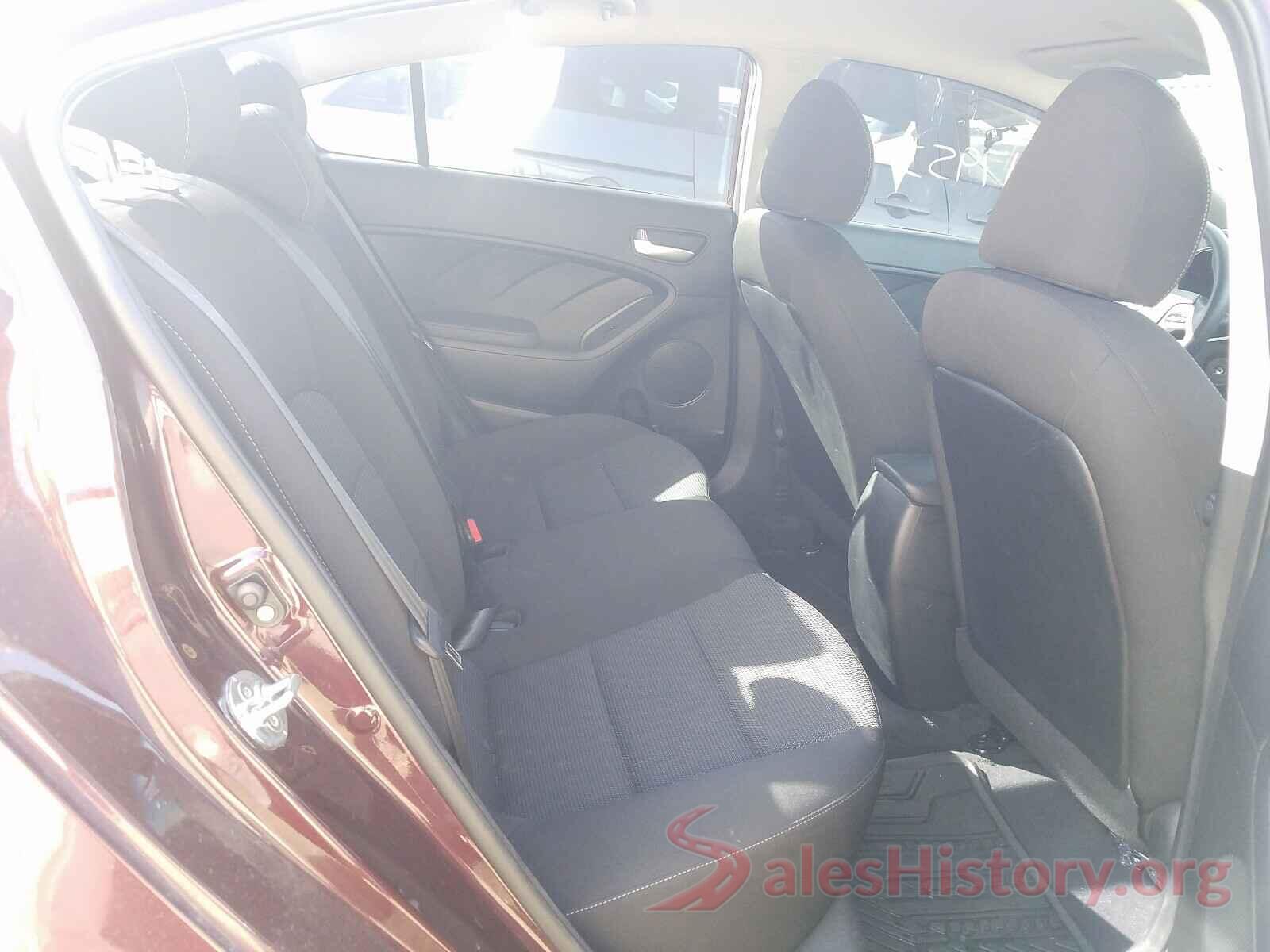 3KPFK4A73JE280917 2018 KIA FORTE