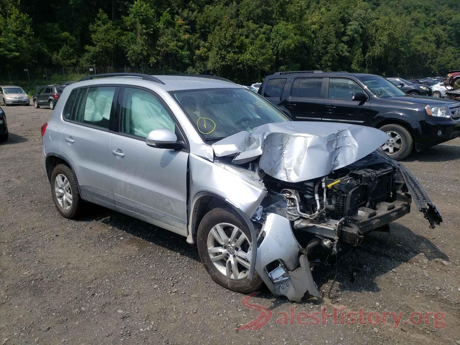 WVGAV7AX0GW569864 2016 VOLKSWAGEN TIGUAN