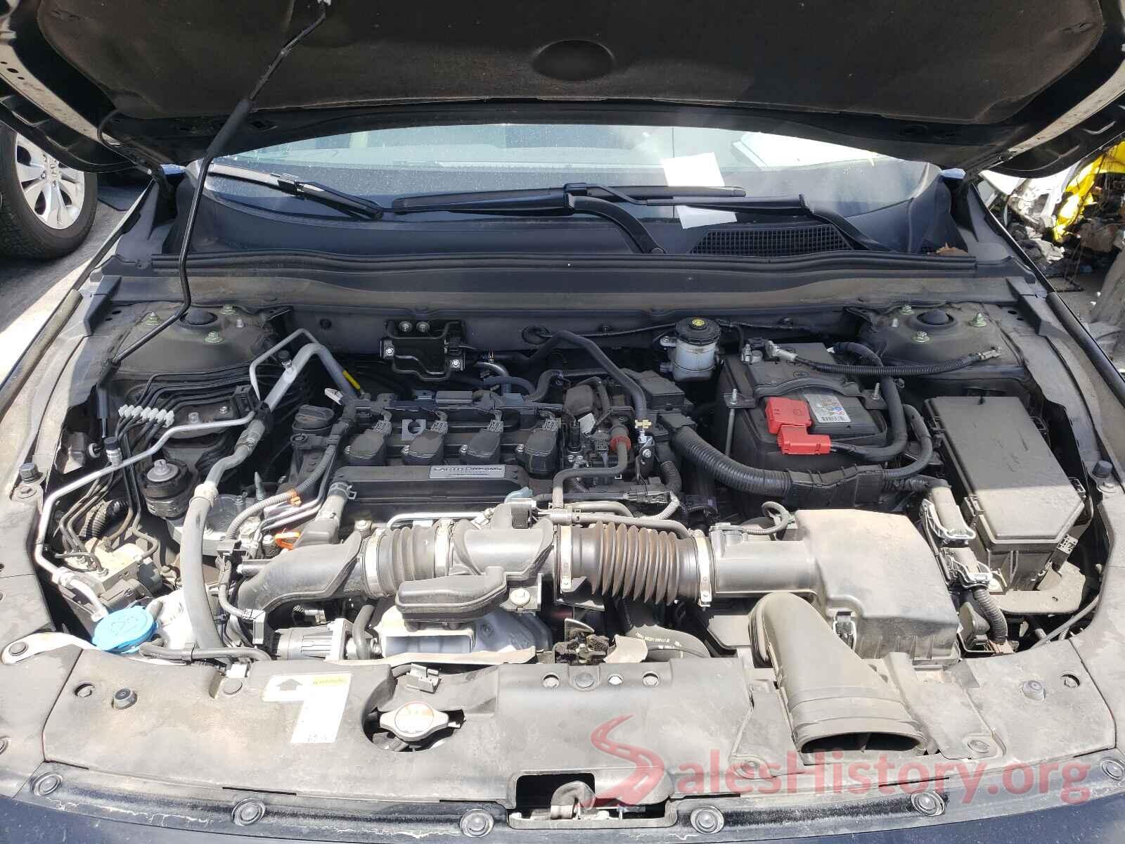 1HGCV1F52JA047258 2018 HONDA ACCORD