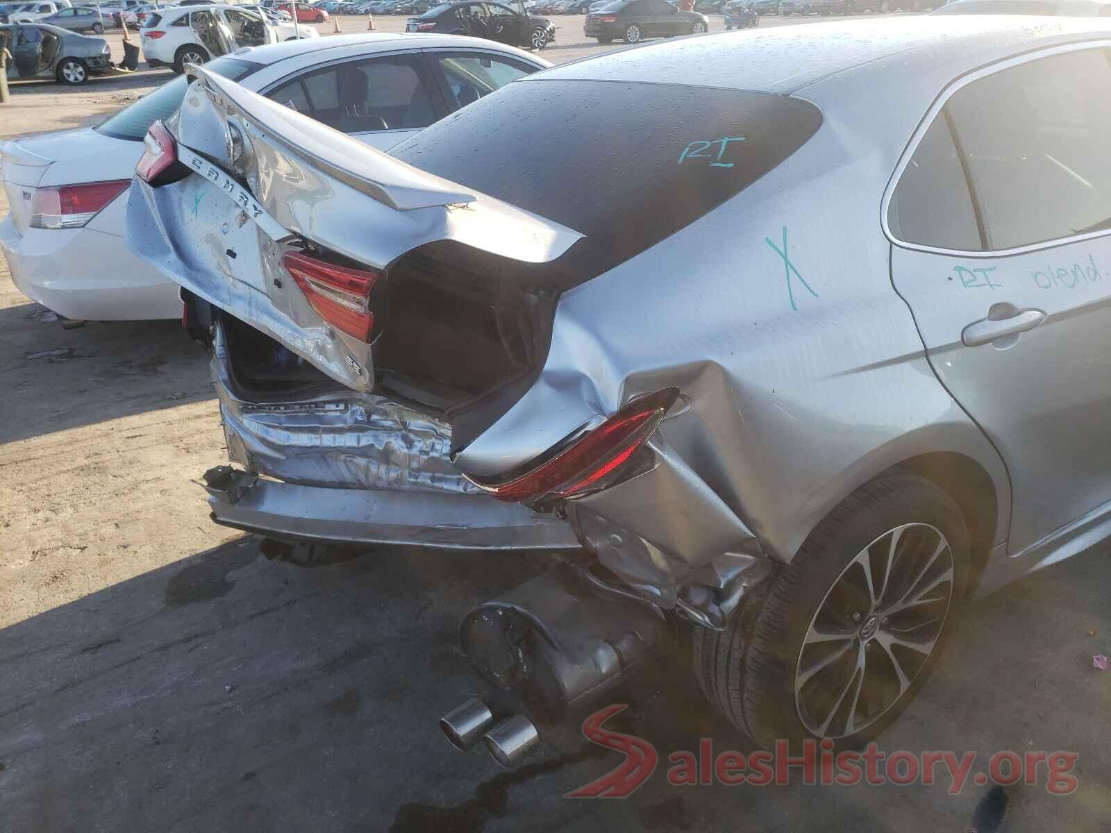 4T1B11HK0JU649854 2018 TOYOTA CAMRY