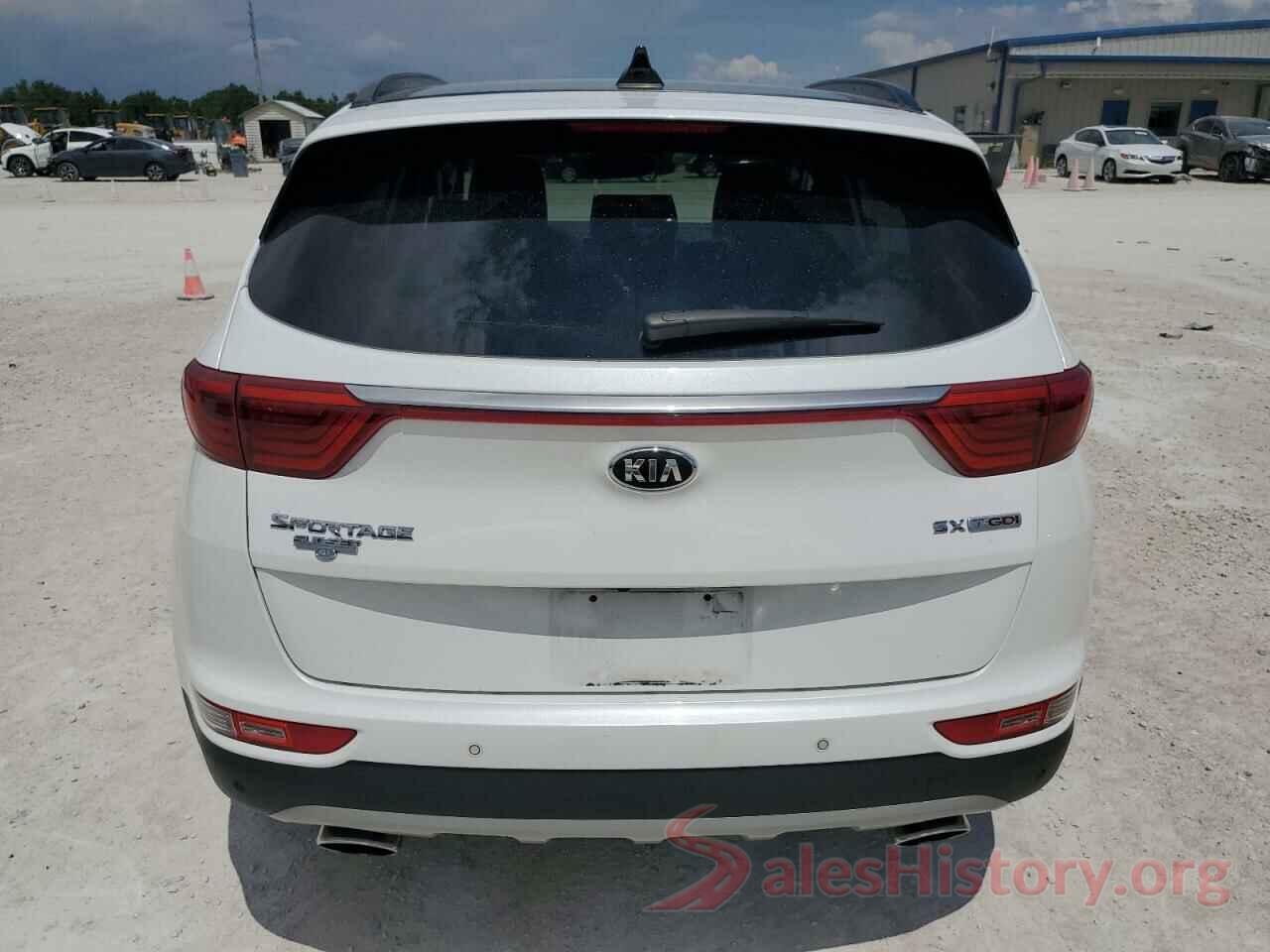 KNDPR3A6XJ7461496 2018 KIA SPORTAGE