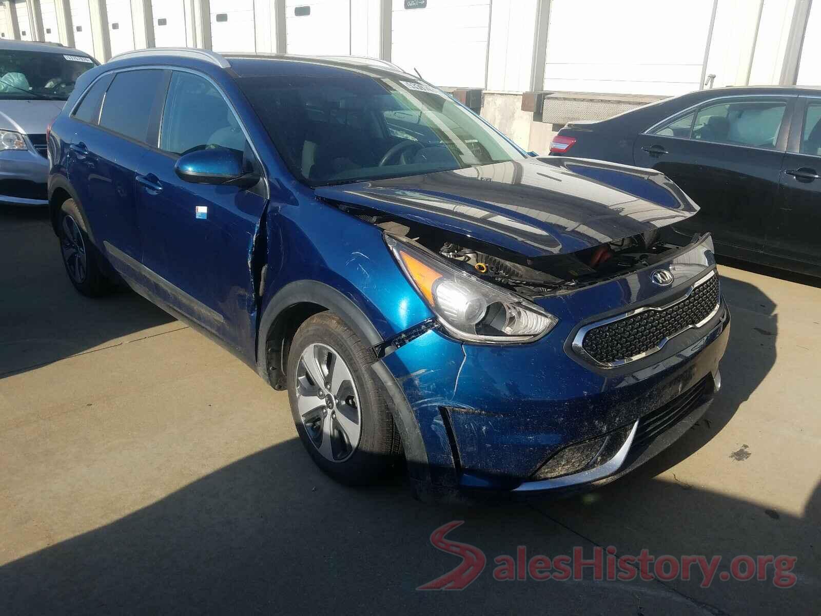 KNDCB3LC6H5042766 2017 KIA NIRO