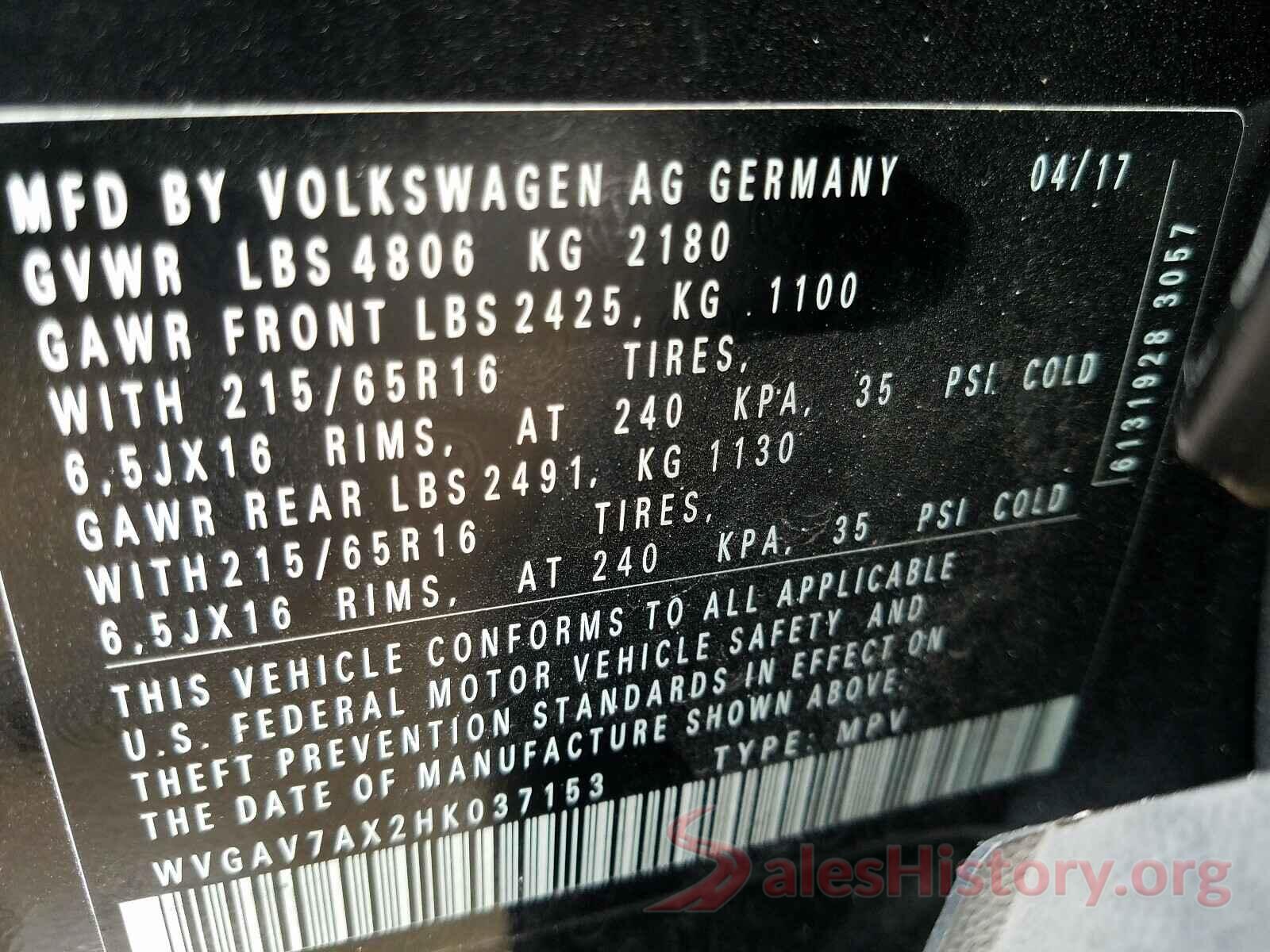 WVGAV7AX2HK037153 2017 VOLKSWAGEN TIGUAN