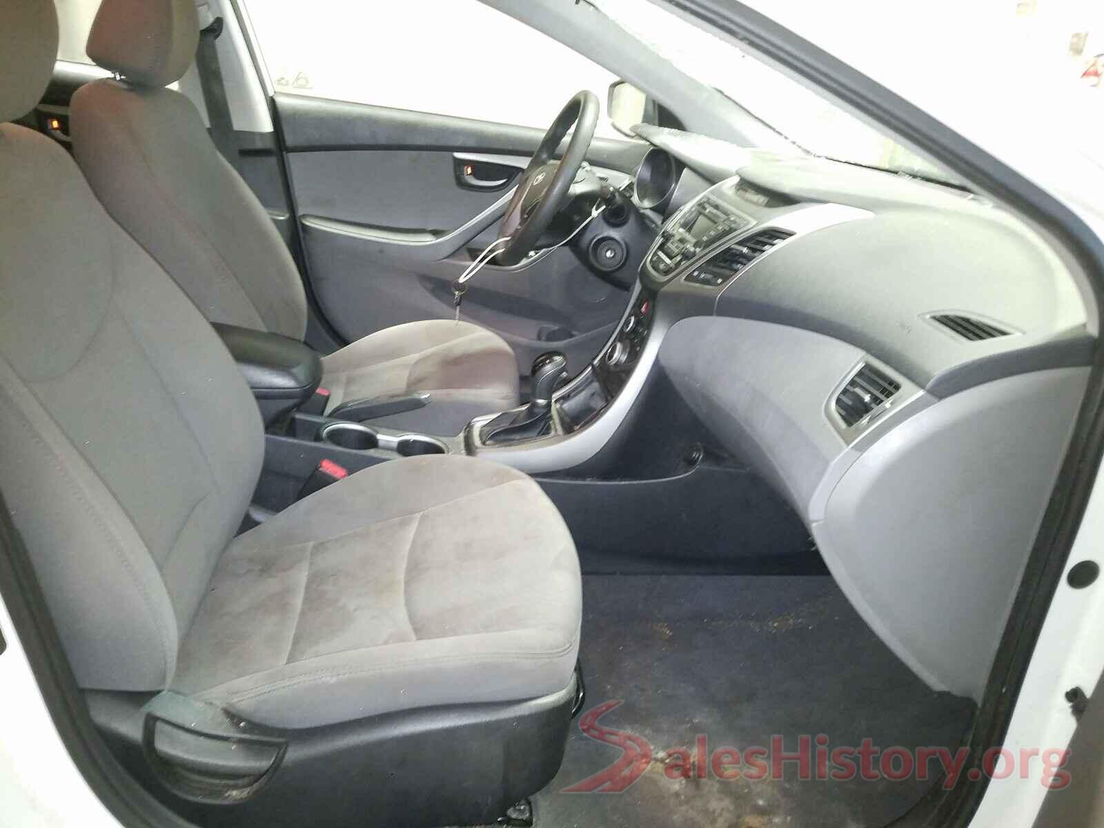 5NPDH4AE3GH737461 2016 HYUNDAI ELANTRA