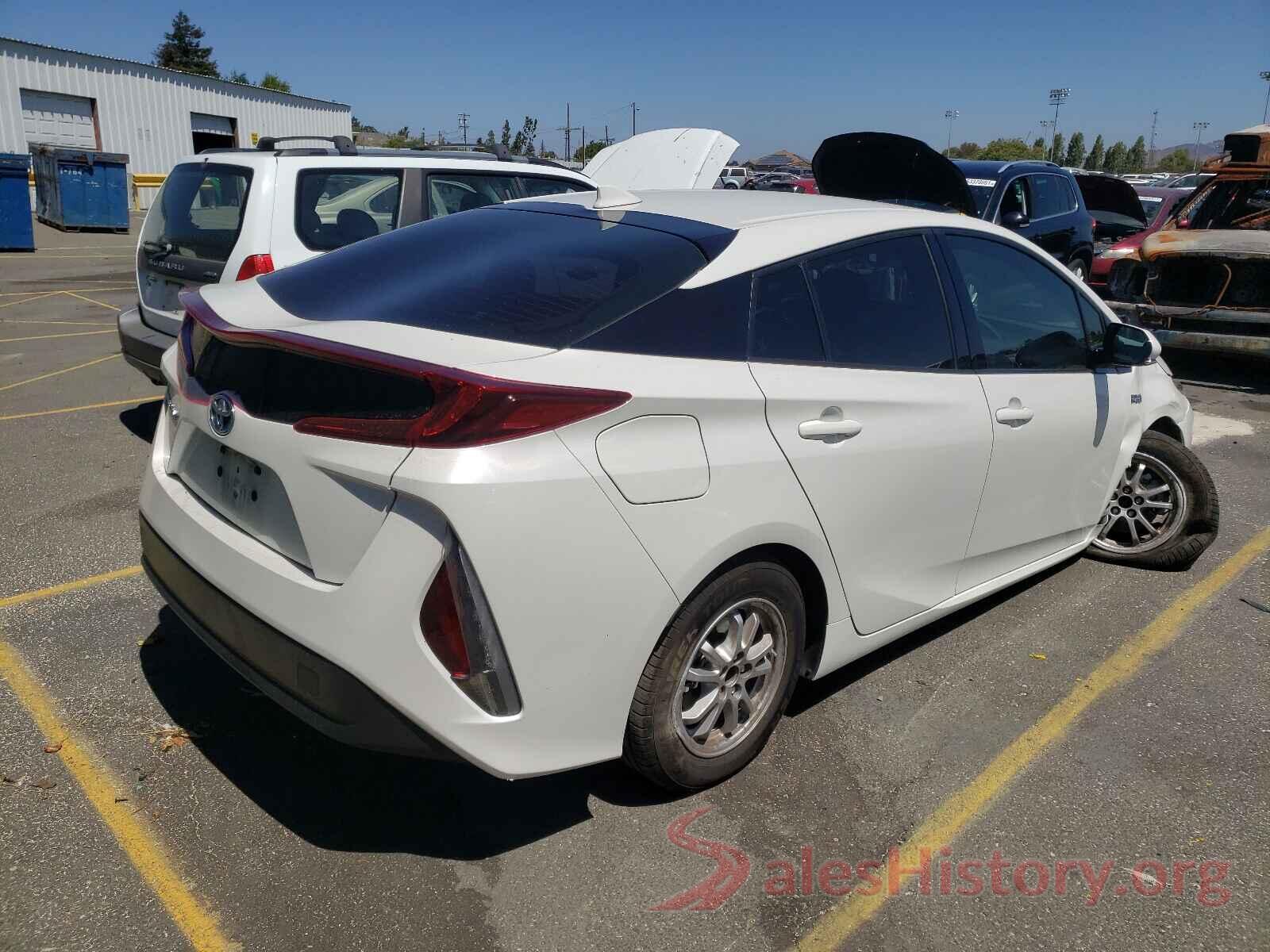 JTDKARFPXH3064216 2017 TOYOTA PRIUS