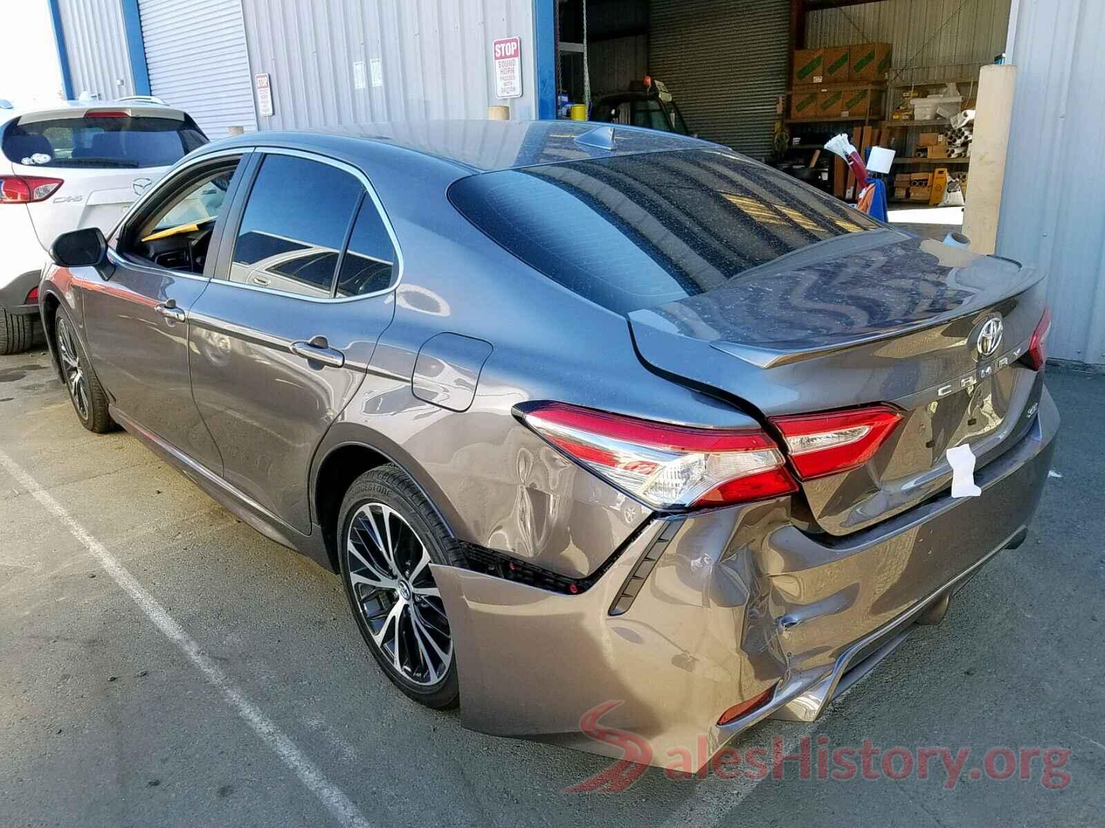 4T1B11HK4KU227586 2019 TOYOTA CAMRY